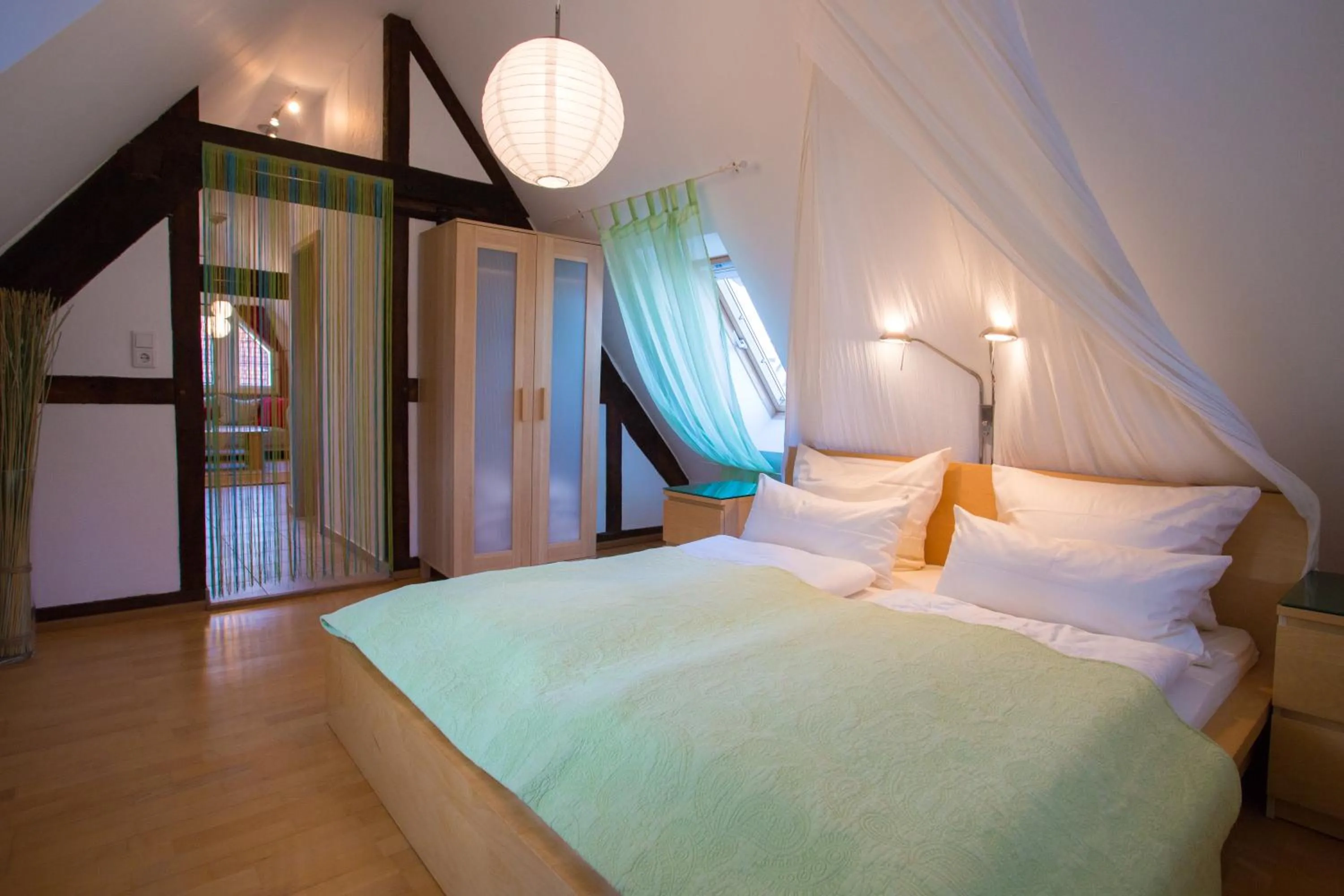 Photo of the whole room, Bed in Beate's Bed & Breakfast