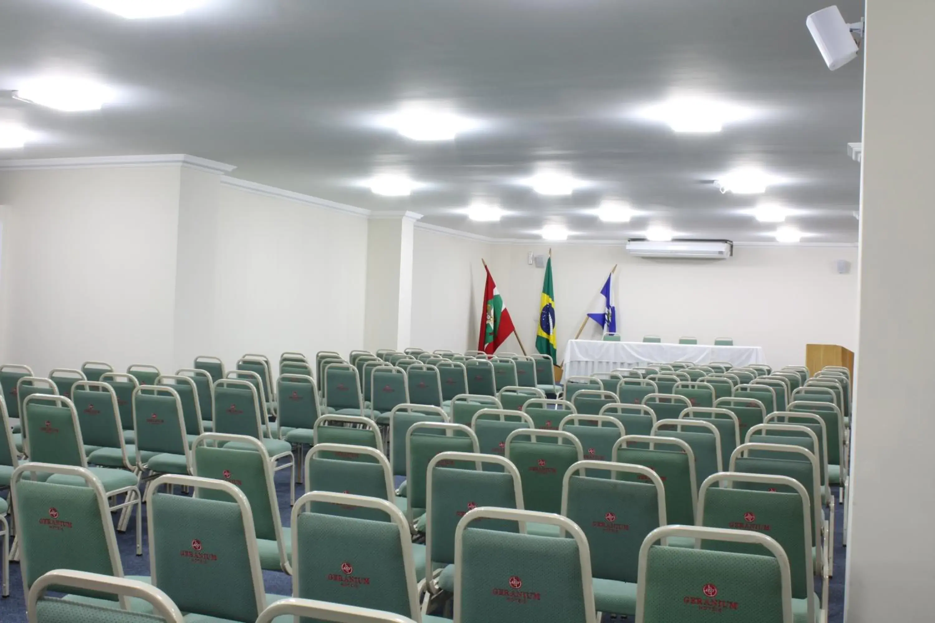 Restaurant/places to eat in Hotel Geranium Restaurant/places to eat in Hotel Geranium