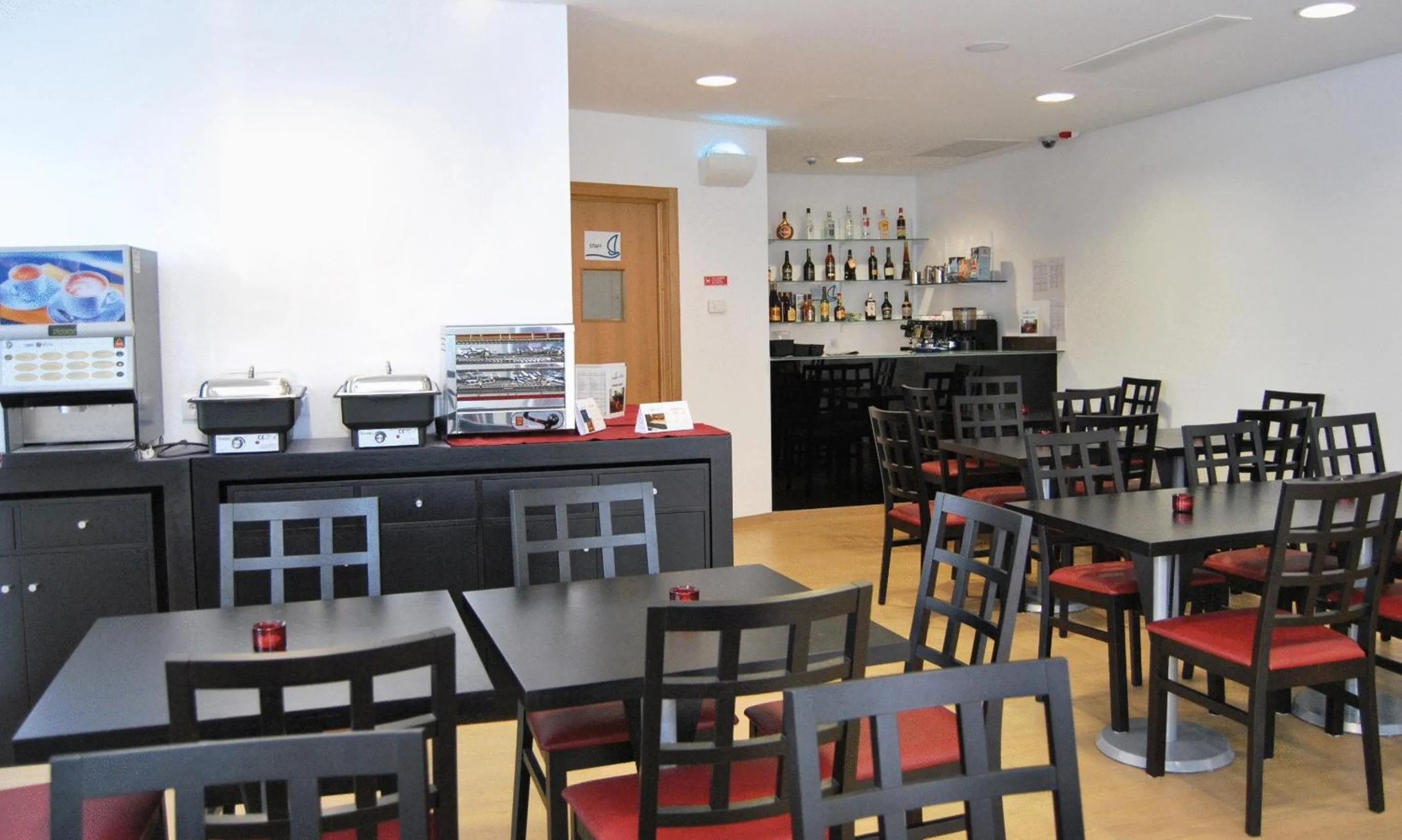 Lounge or bar in Hotel Mira Sagres