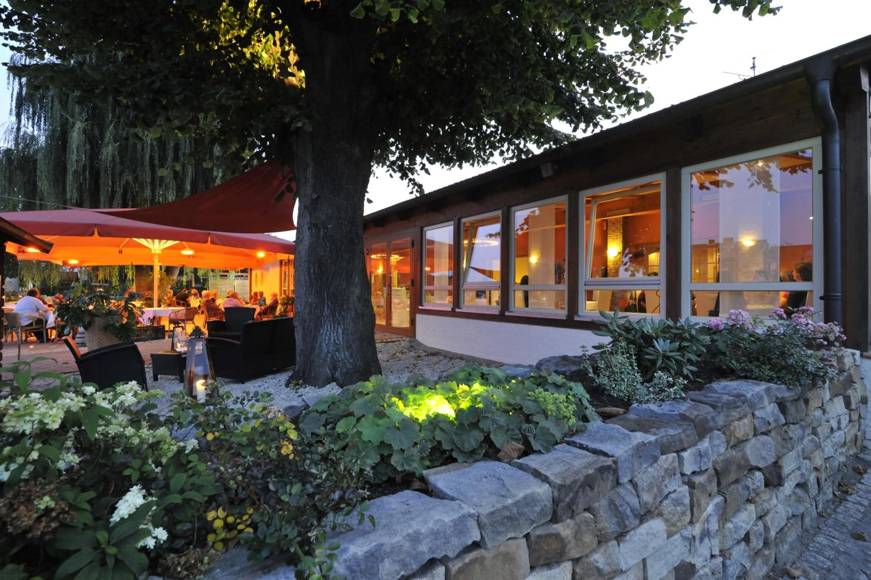 Garden in Hotel Dreimädelhaus