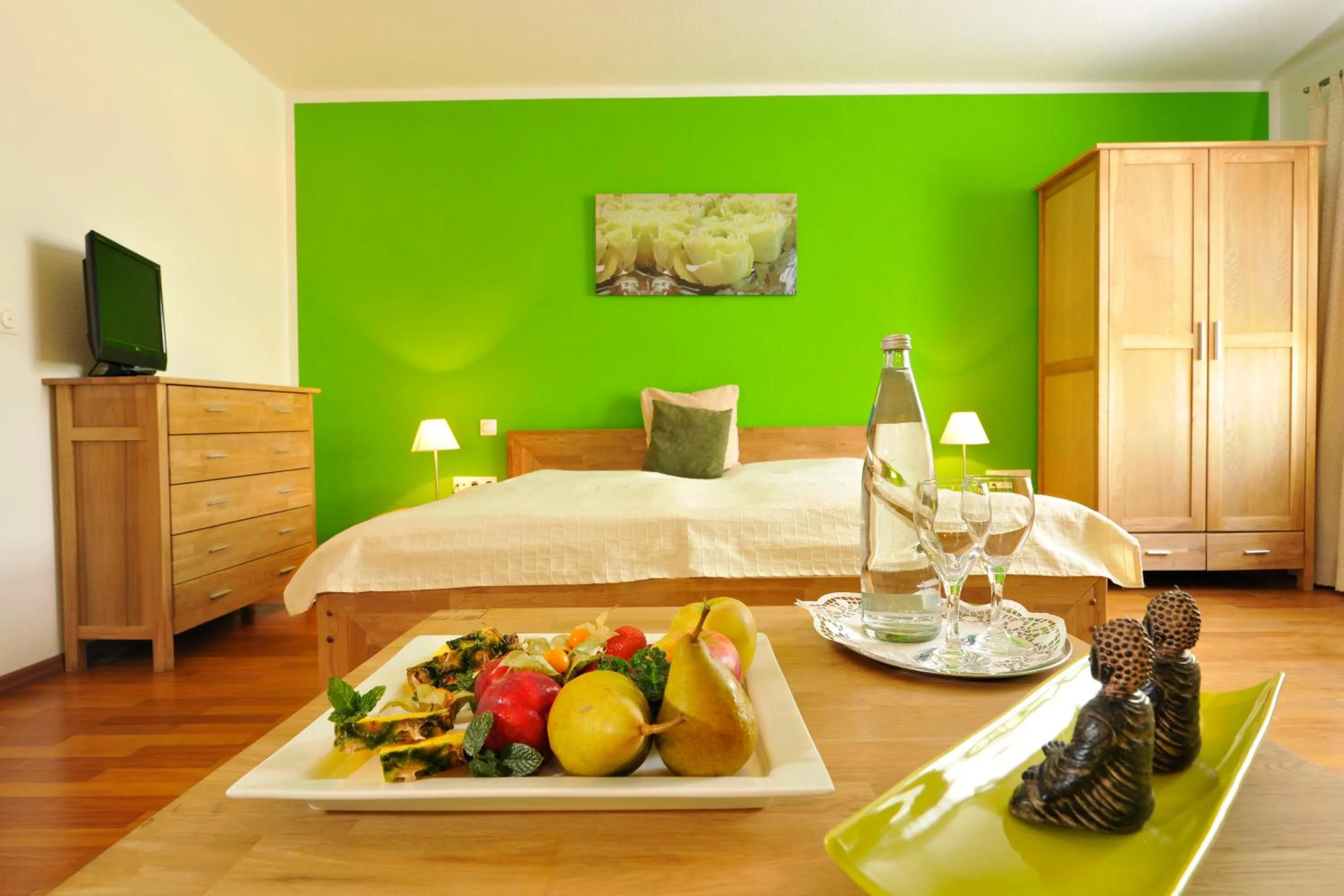 Bed in Hotel Dreimädelhaus