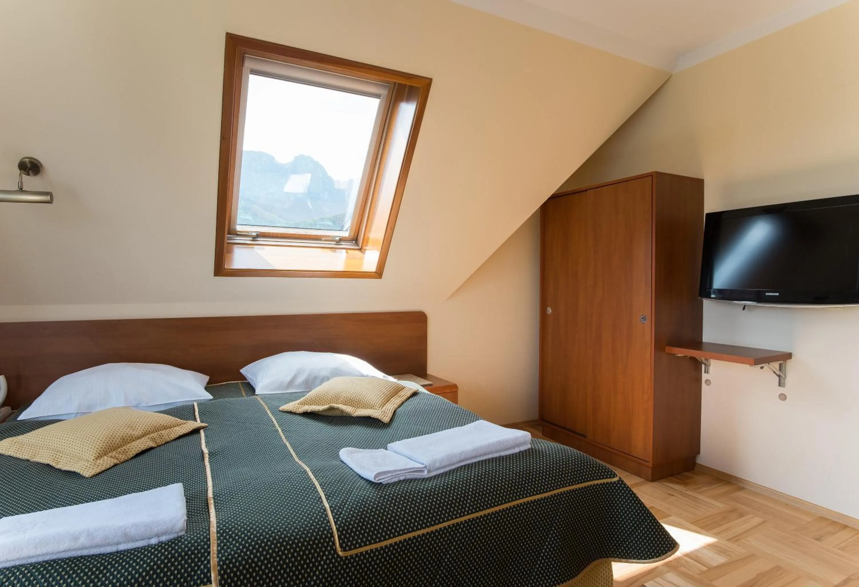 Photo of the whole room, Bed in Apolonia Willa