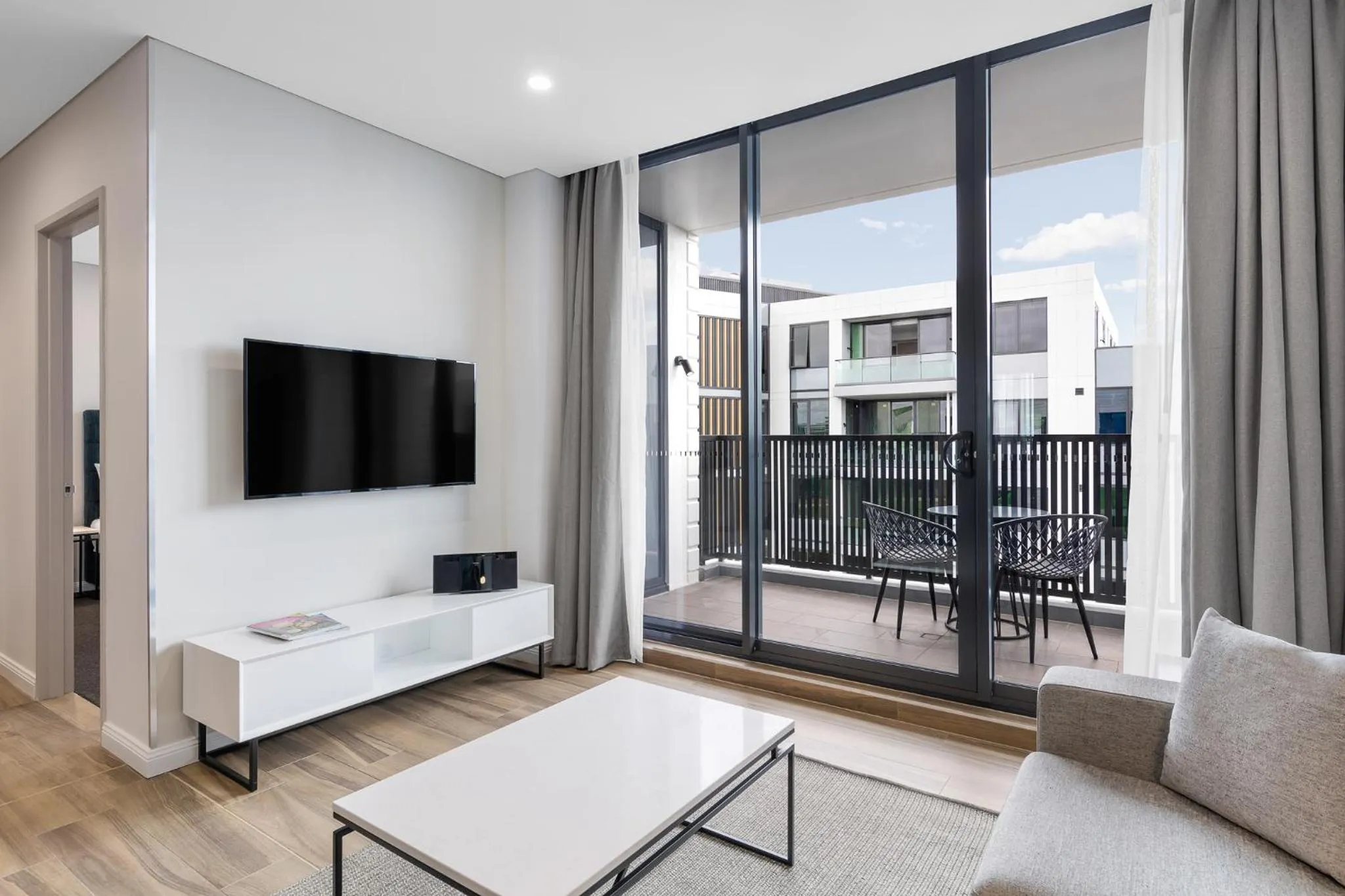 Balcony/Terrace in Meriton Suites Coward Street, Mascot