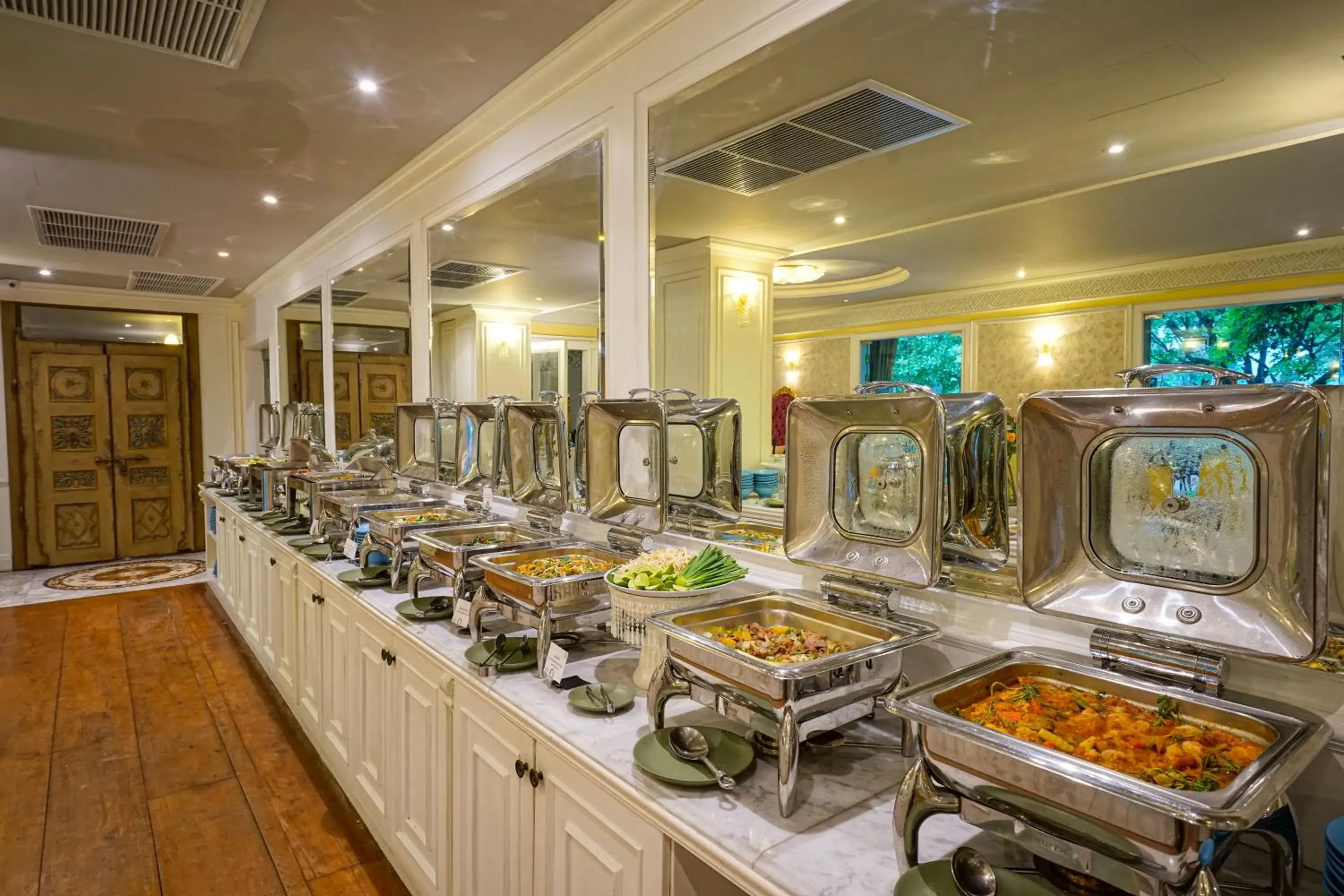 Breakfast in At Pingnakorn Riverside Breakfast in At Pingnakorn Riverside