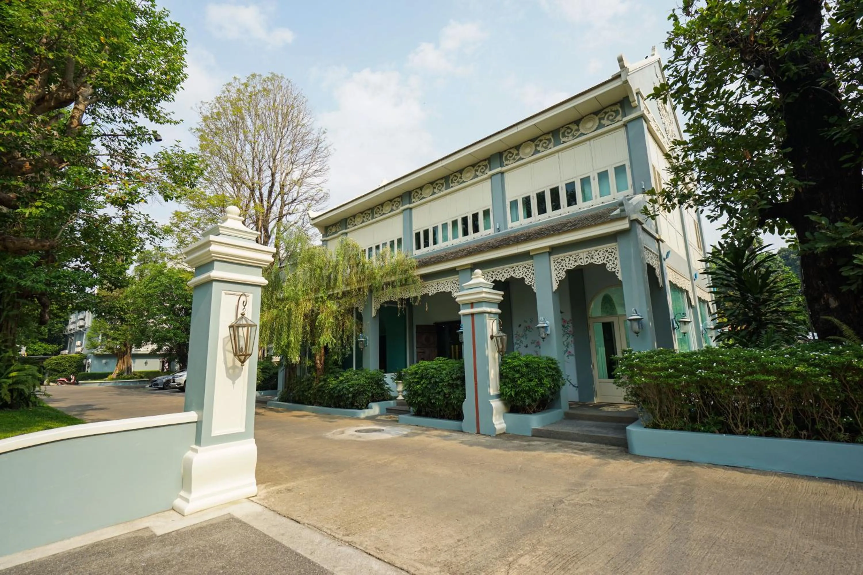 Property building in At Pingnakorn Riverside