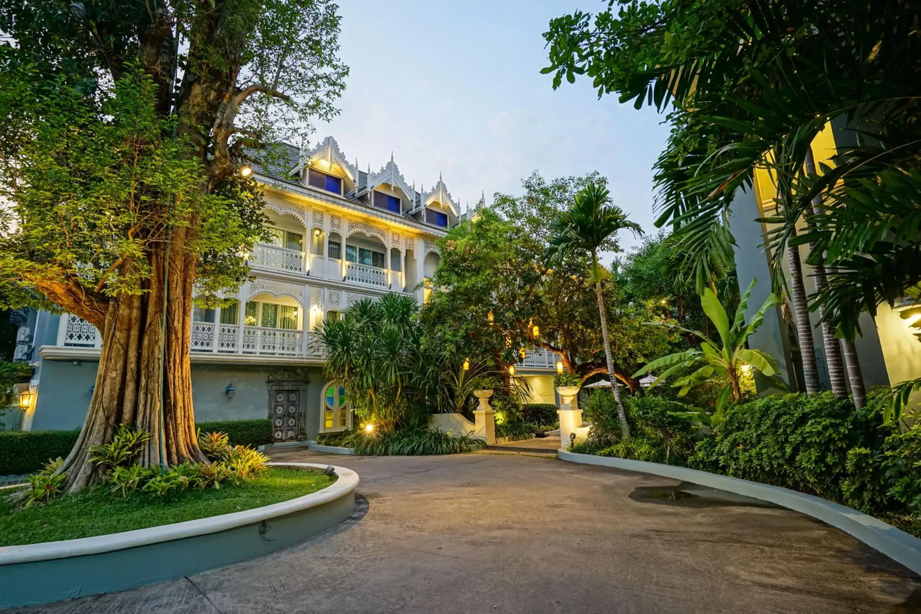 Property building in At Pingnakorn Riverside Property building in At Pingnakorn Riverside