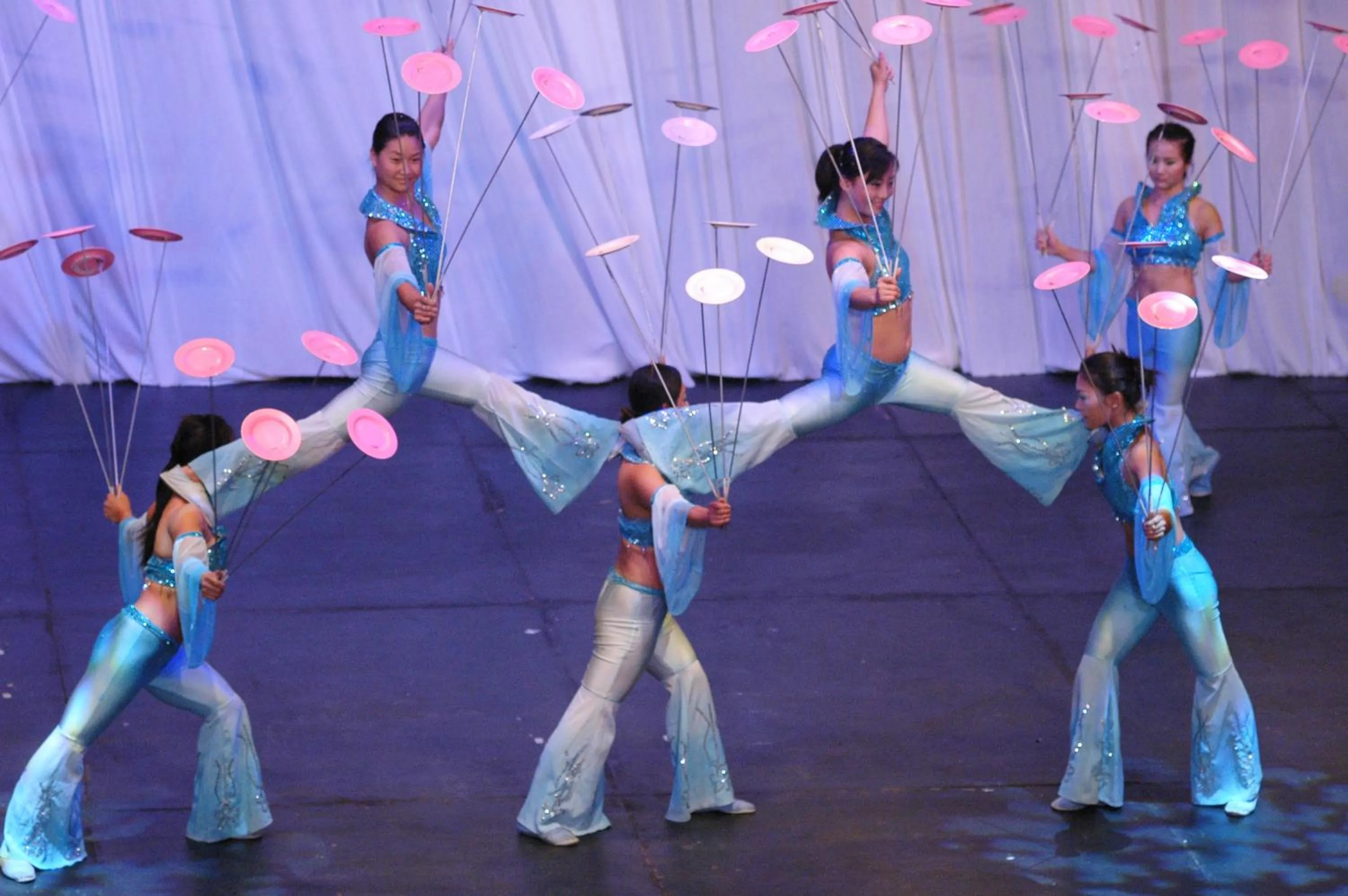 Evening entertainment in Titanic Deluxe Lara