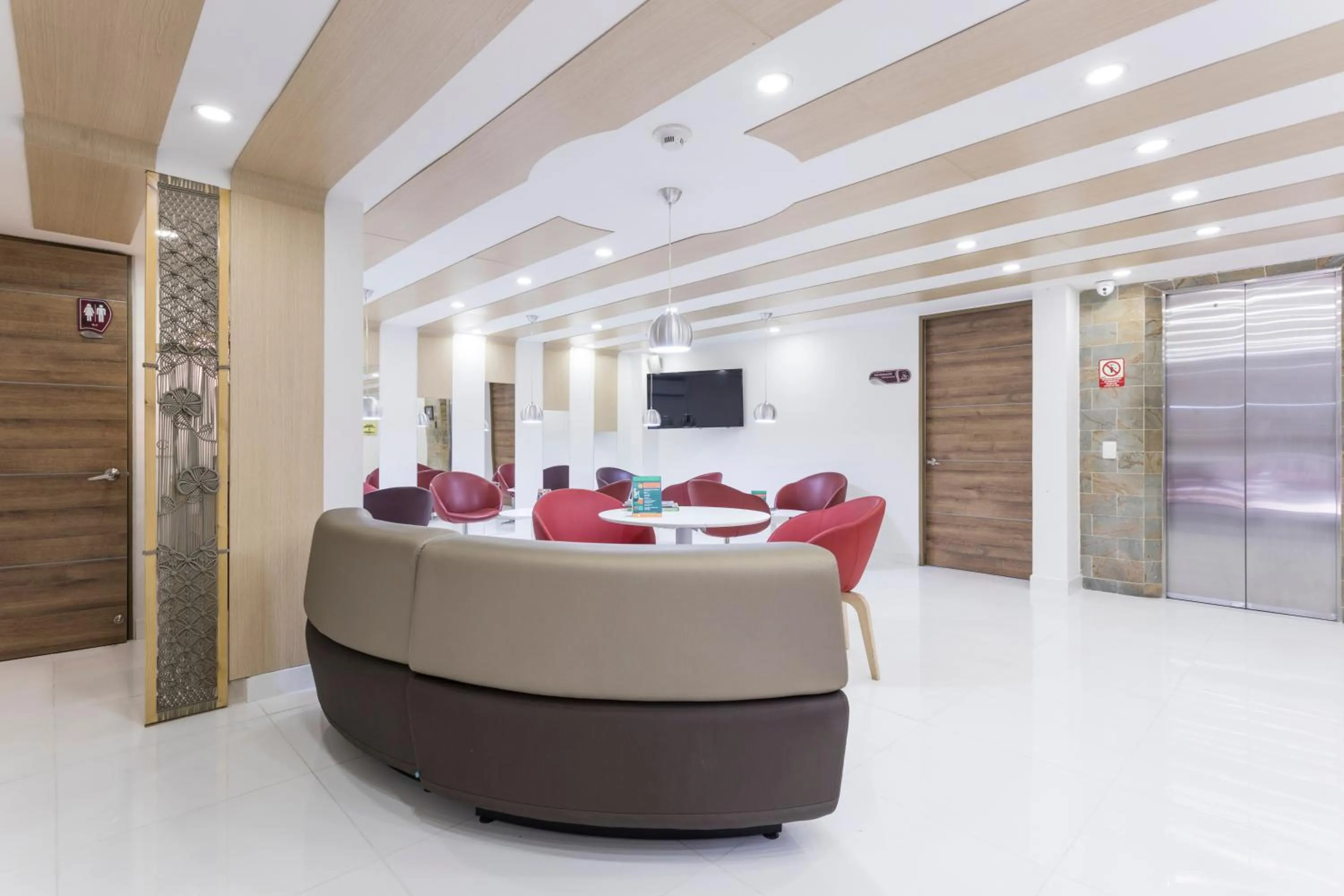 Lobby or reception in Hotel Florencia Plaza