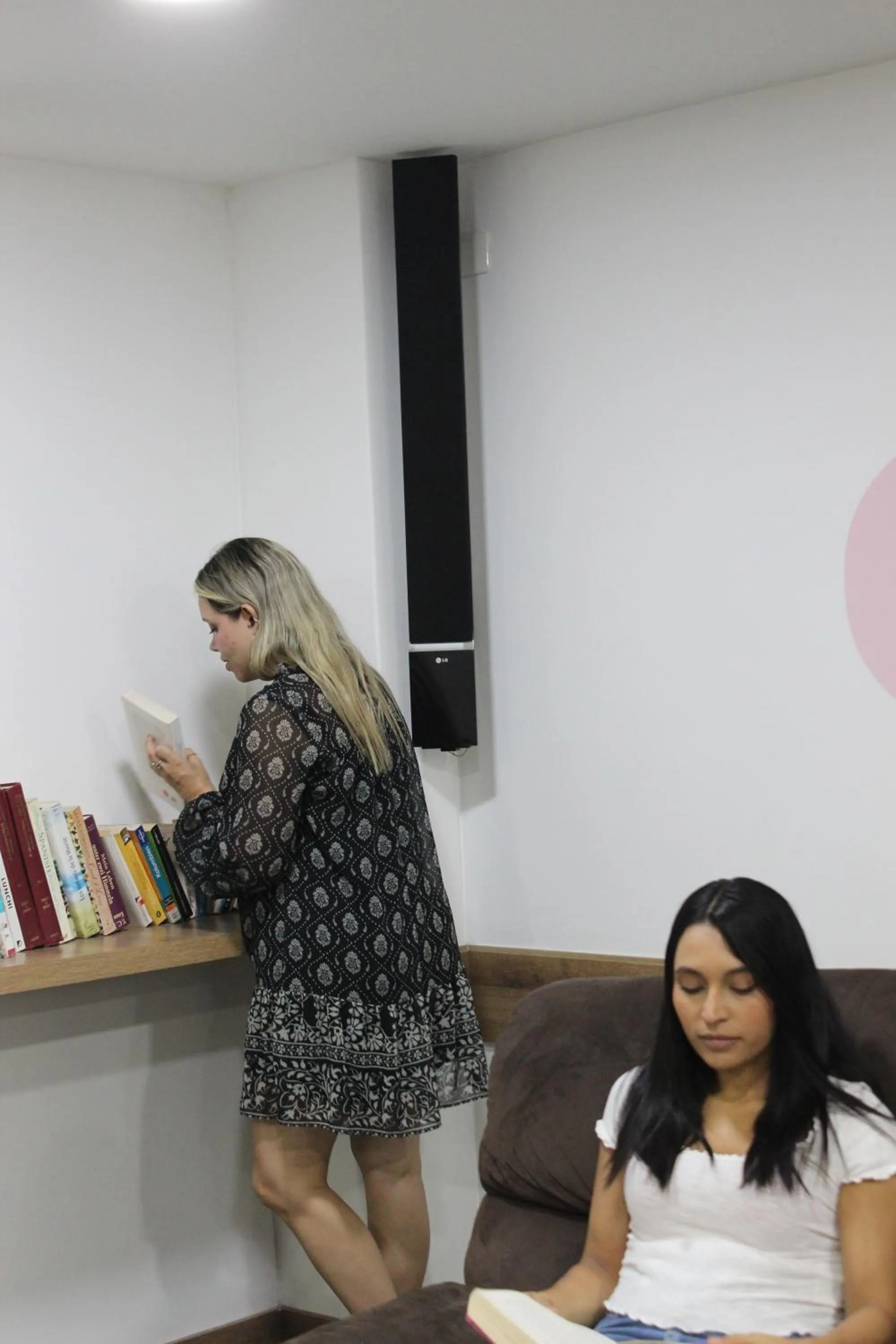 air conditioner in Hotel Florencia Plaza