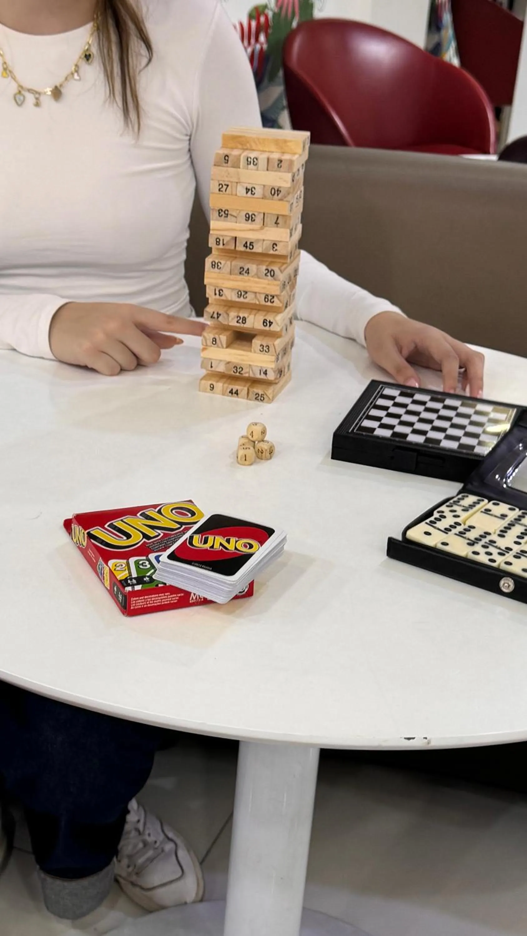 Game Room in Hotel Florencia Plaza