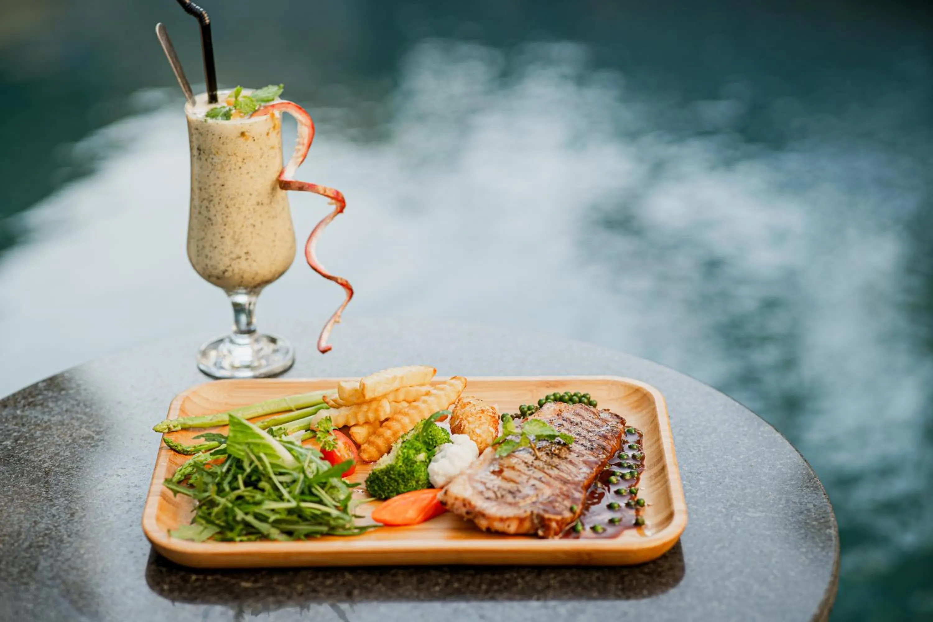 Restaurant/places to eat in Ratana Angkor Hotel