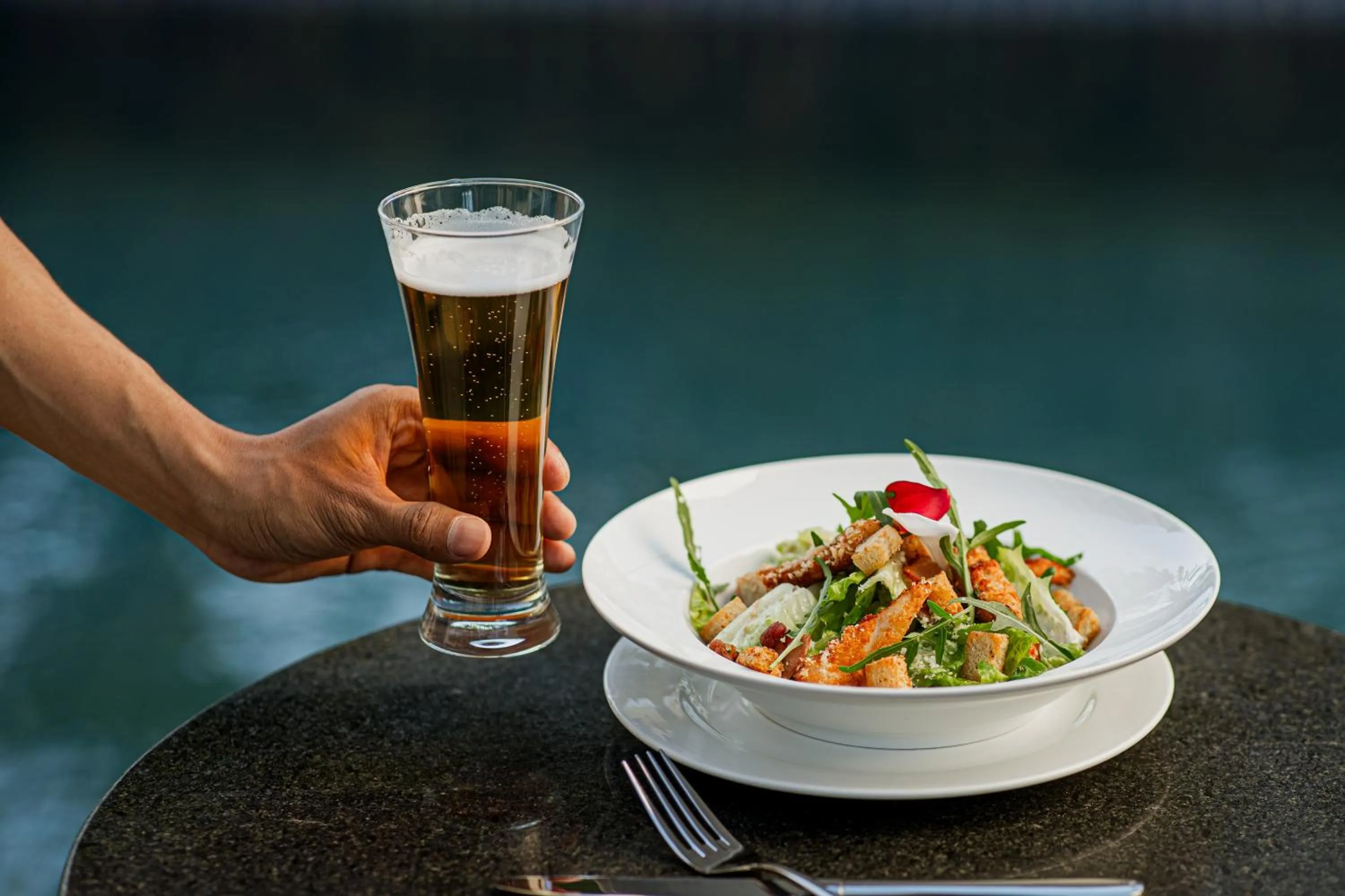 Restaurant/places to eat in Ratana Angkor Hotel