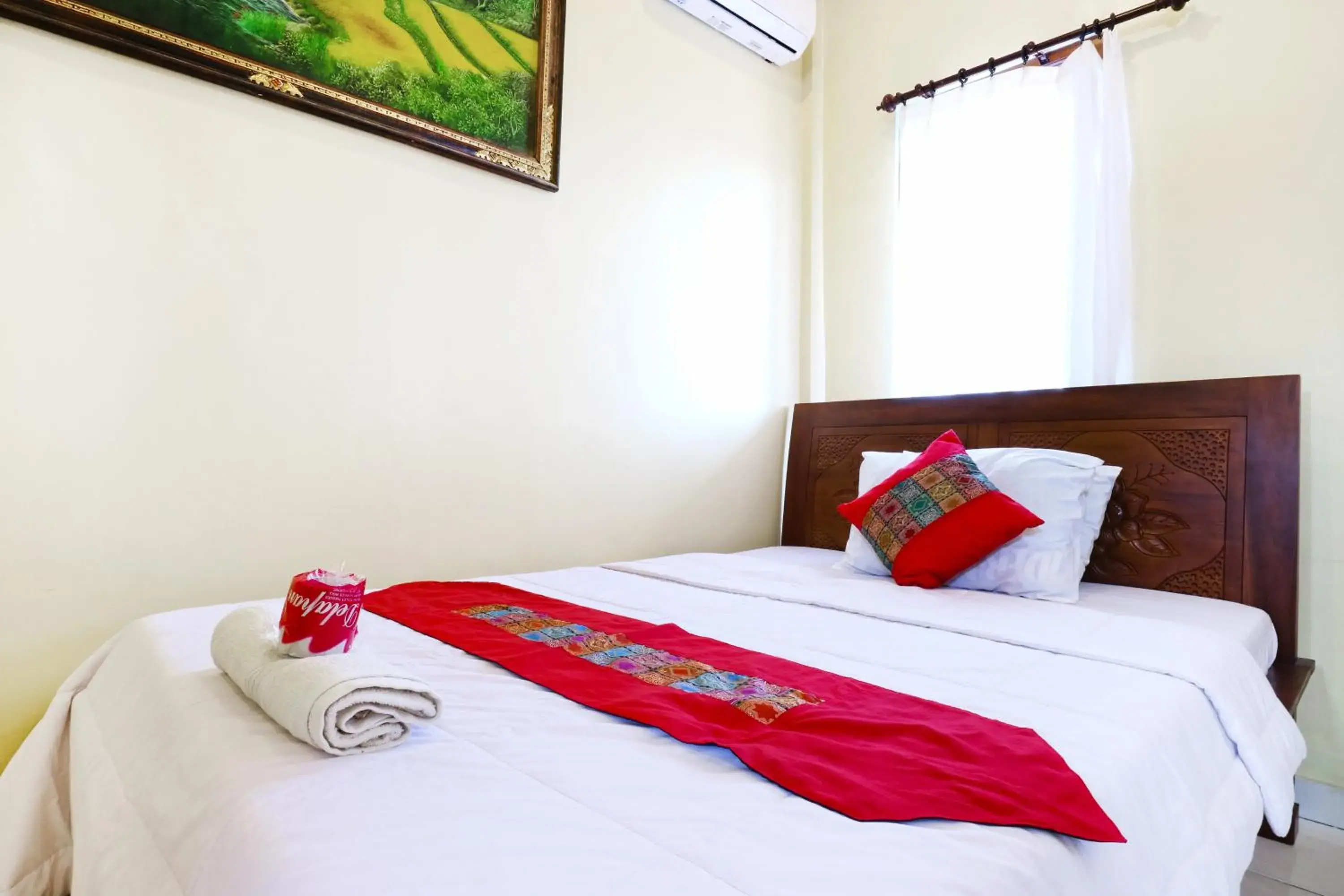 Bed in Jungut Guest House Ubud Bed in Jungut Guest House Ubud