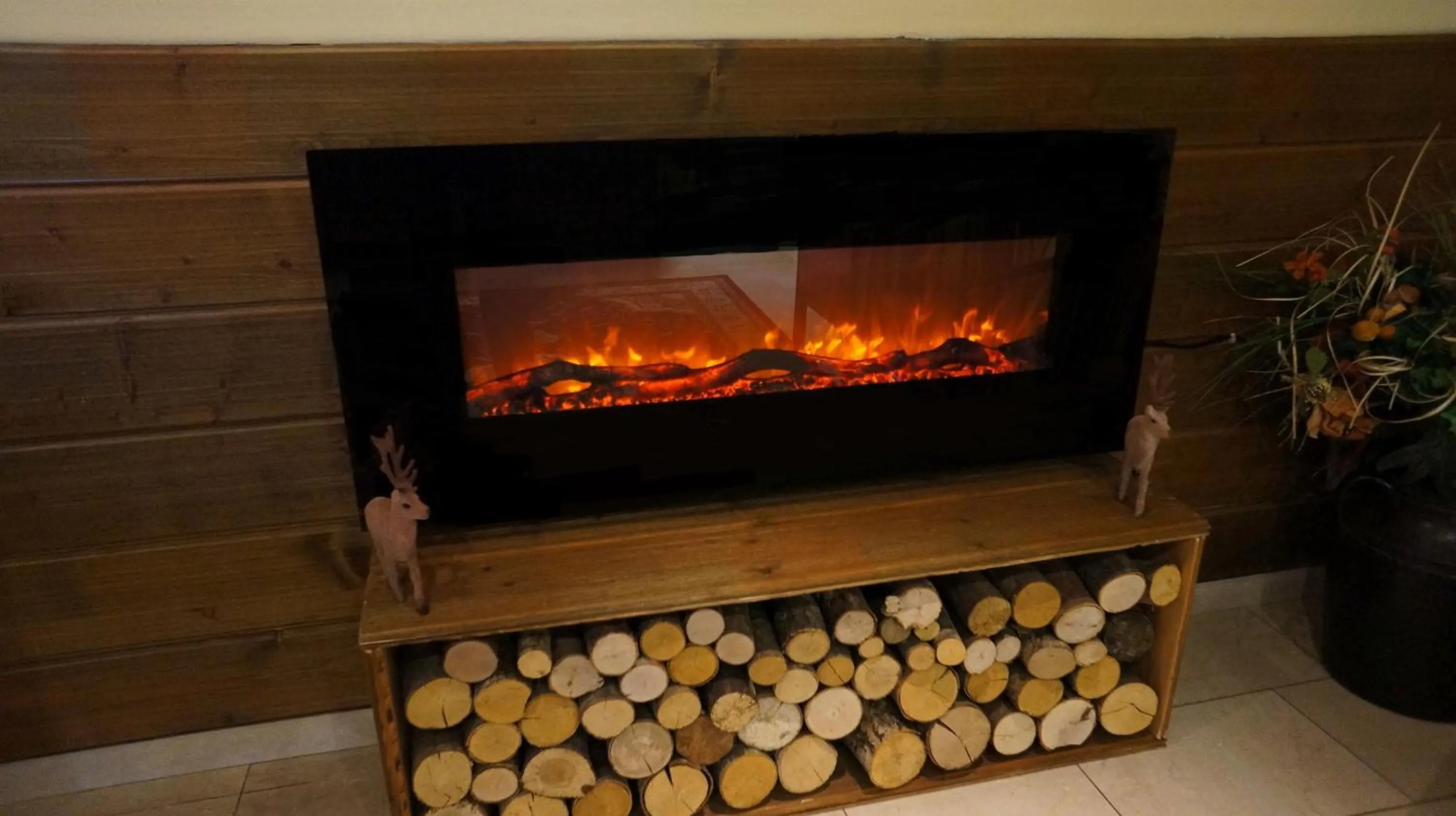 Lobby or reception in Alpenhotel Brennerbascht