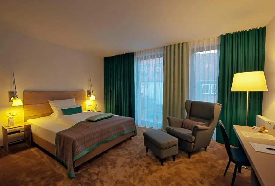 Photo of the whole room, Bed in Hotel Stadtpalais