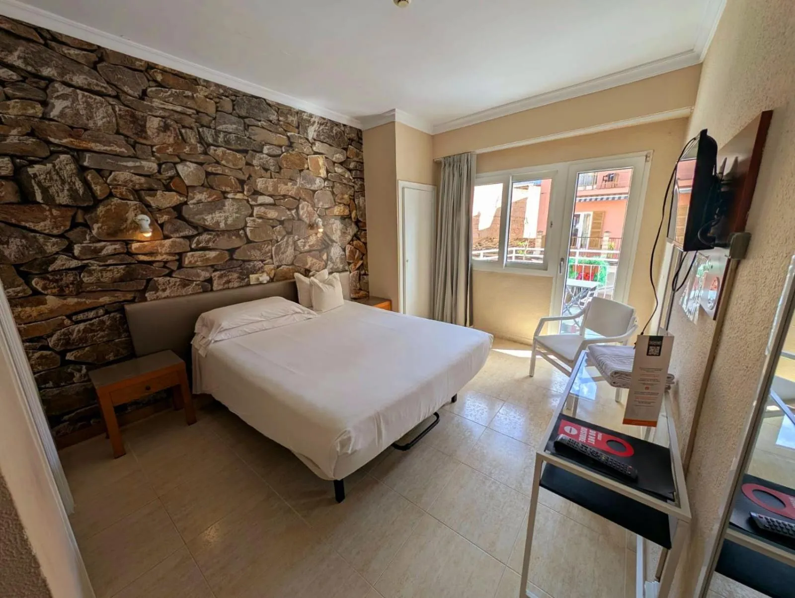 Bed in Hostal Mar del Plata