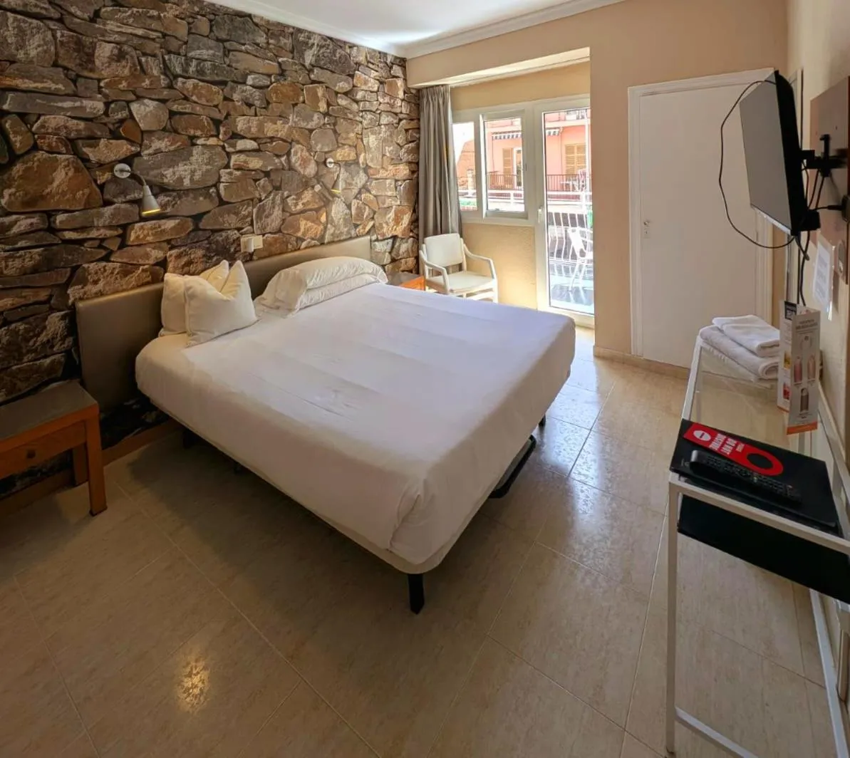 Bed in Hostal Mar del Plata