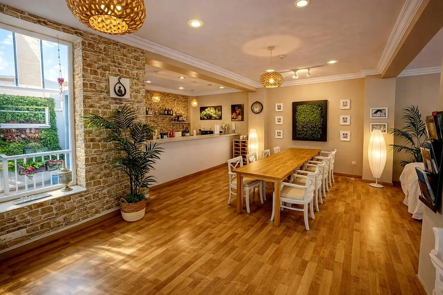 Lounge or bar in Hostal Mar del Plata