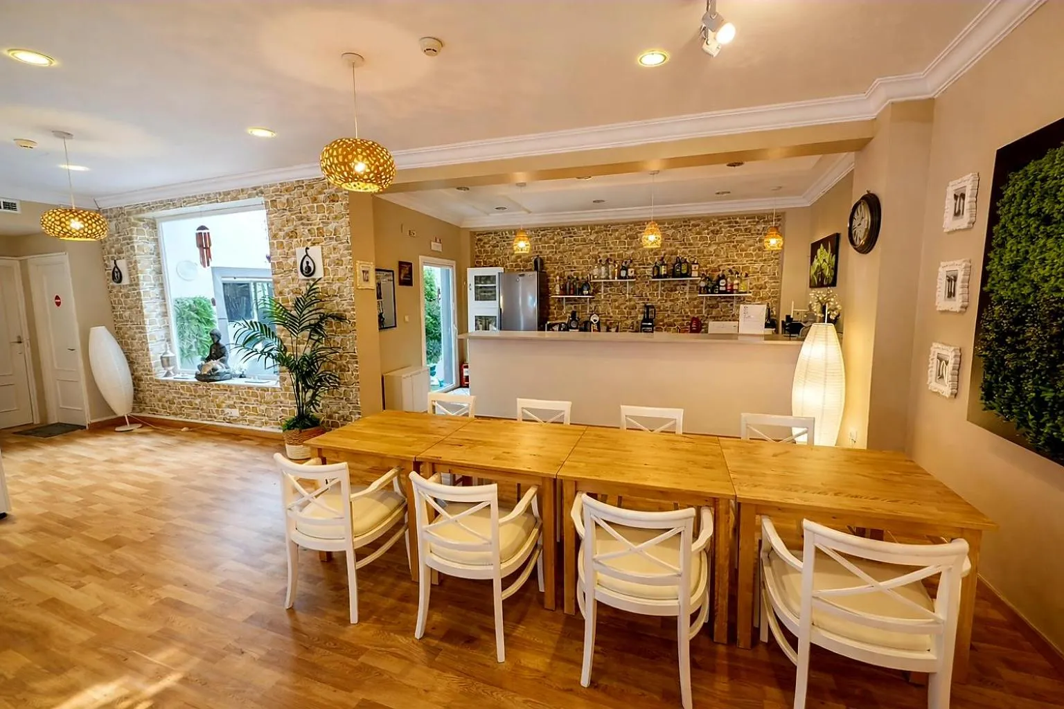 Lounge or bar in Hostal Mar del Plata