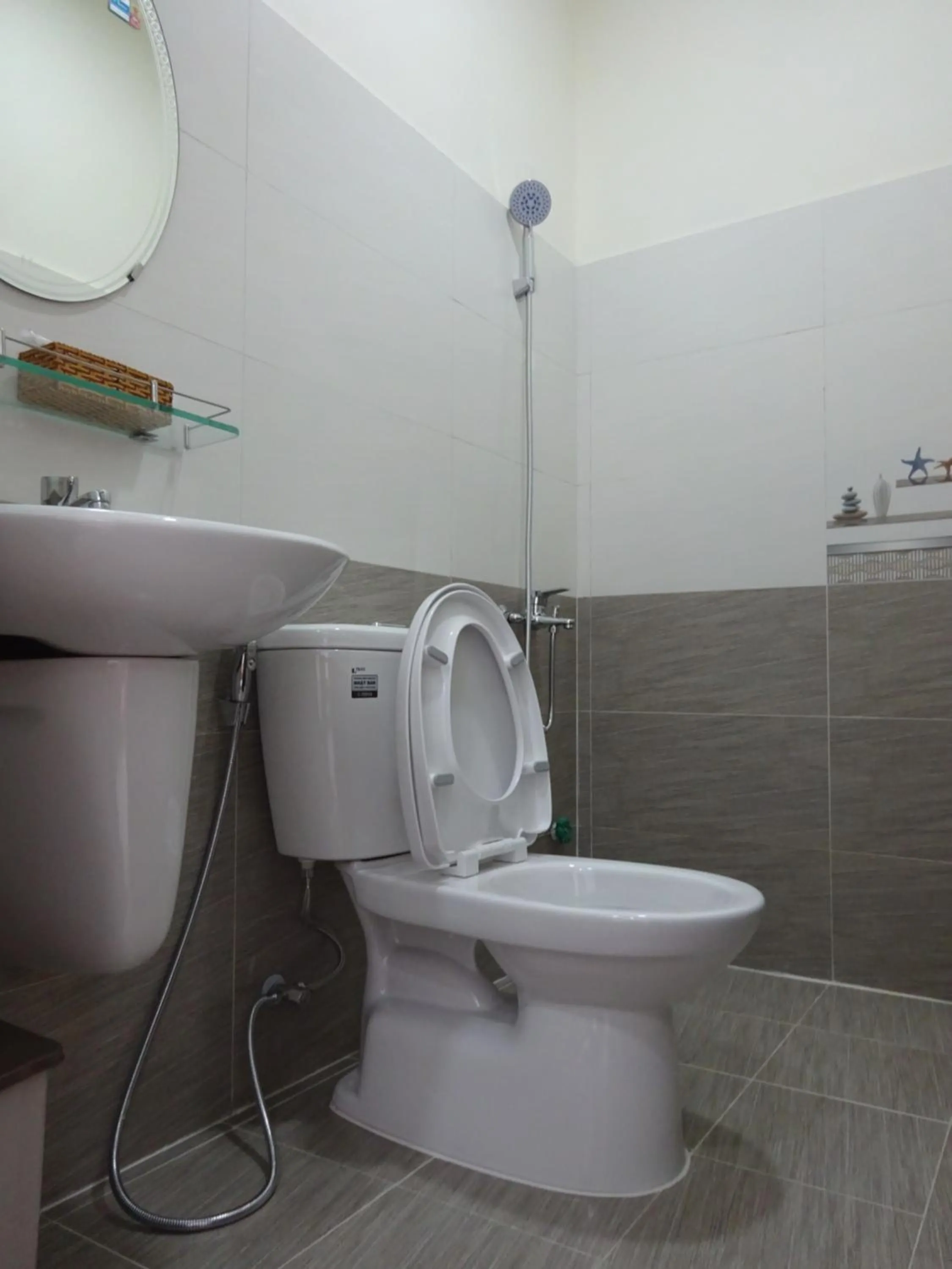 Bathroom in Cam Ly Homestay