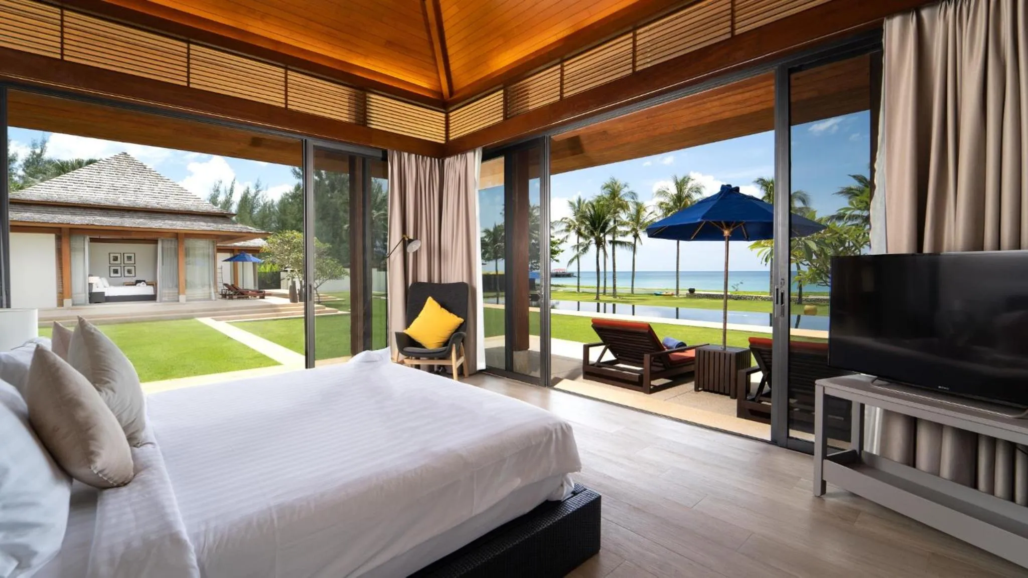 TV and multimedia in Jivana Beach Villas