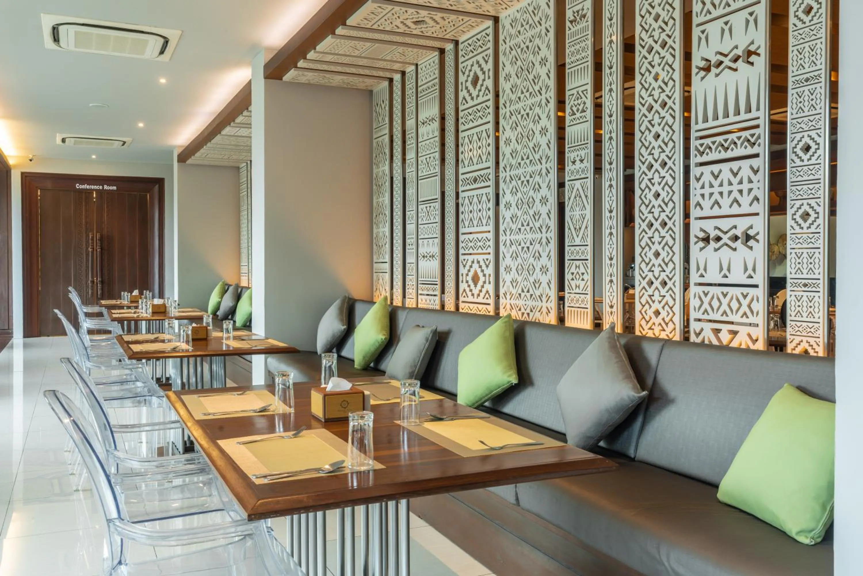 Restaurant/places to eat in Grand Hotel Vientiane