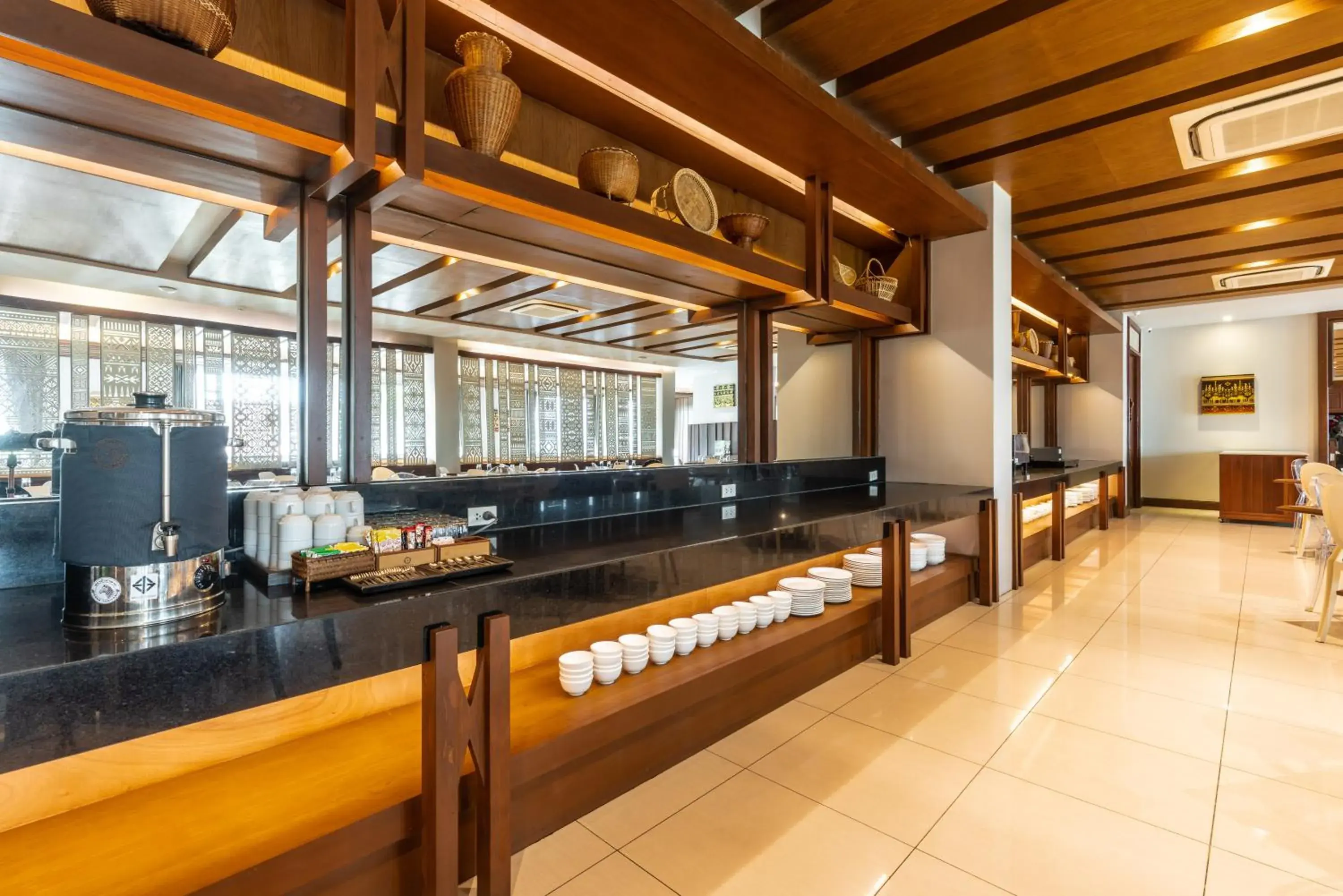 Restaurant/places to eat in Grand Hotel Vientiane Restaurant/places to eat in Grand Hotel Vientiane