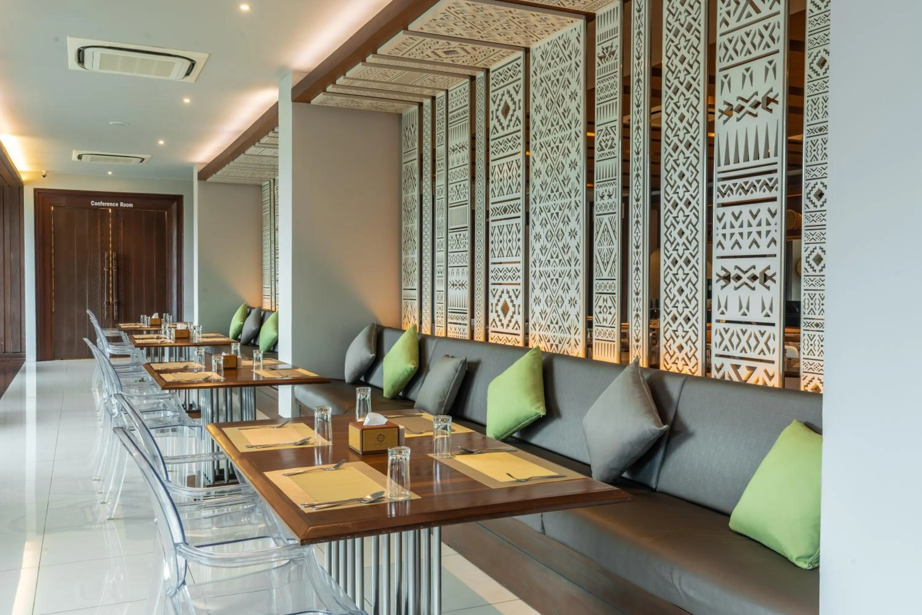 Restaurant/places to eat in Grand Hotel Vientiane