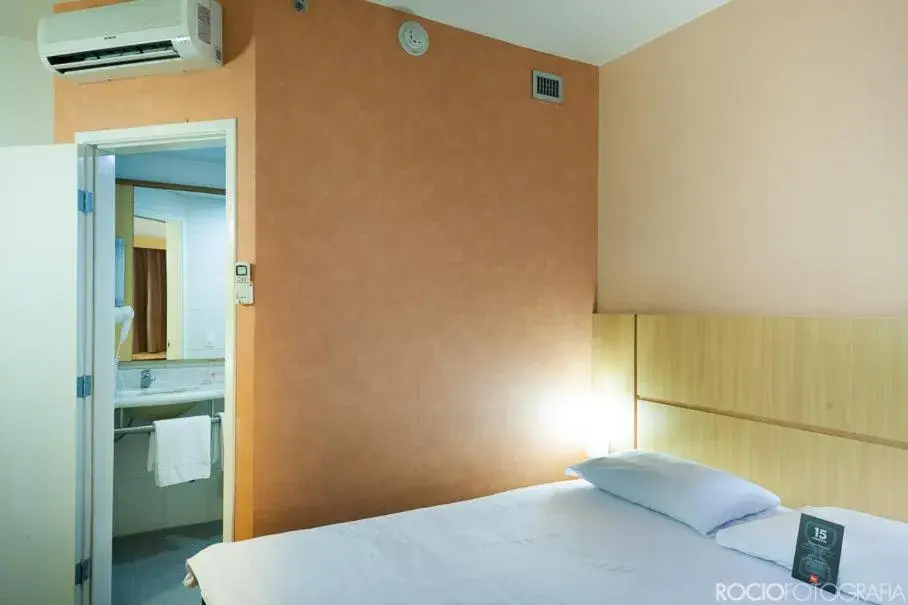 Bedroom, Bed in ibis Uberlandia Bedroom, Bed in ibis Uberlandia