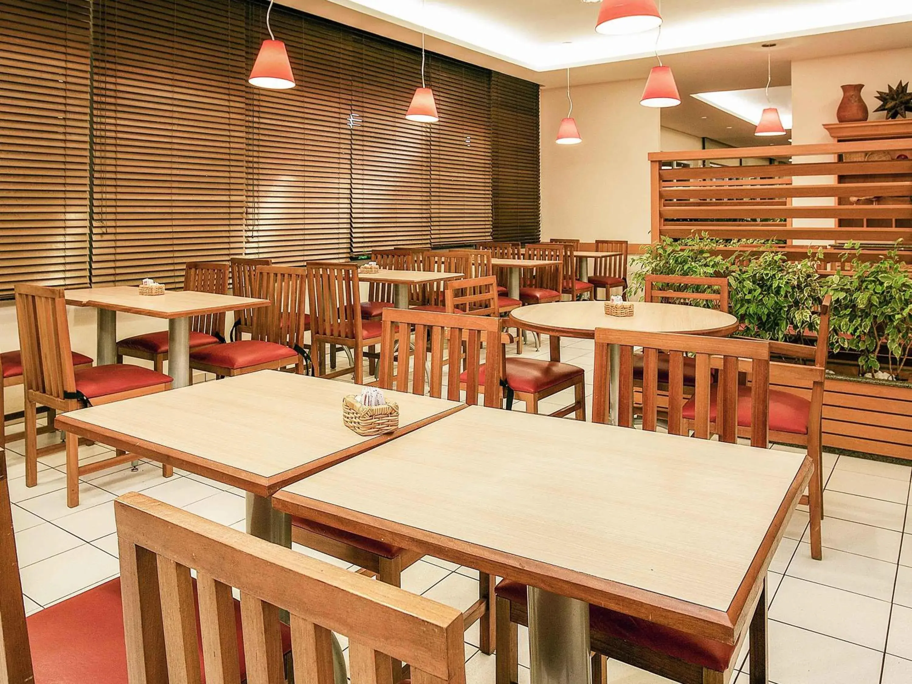 Restaurant/places to eat in ibis Uberlandia Restaurant/places to eat in ibis Uberlandia
