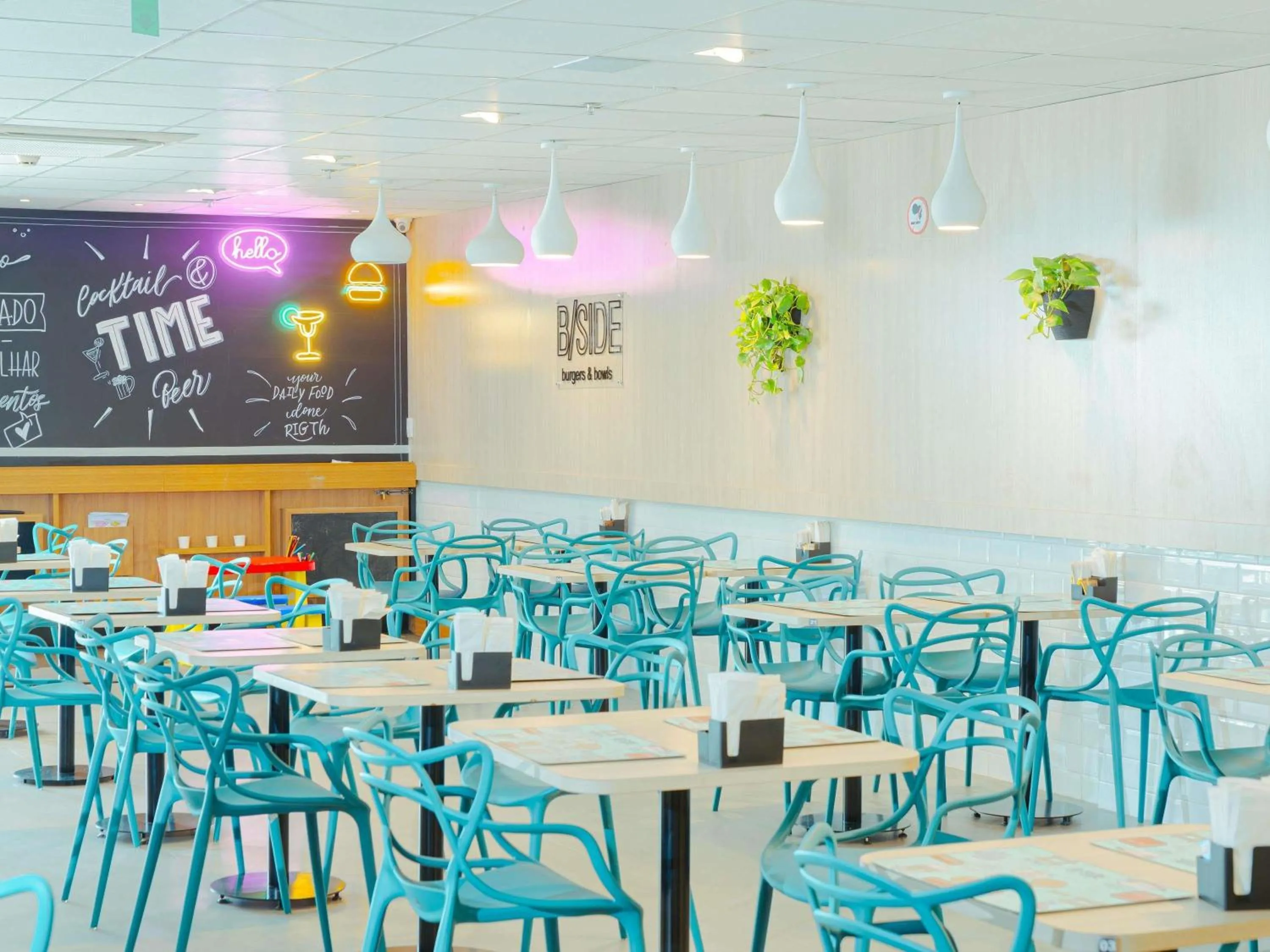 Restaurant/places to eat in ibis Styles Goiania Marista