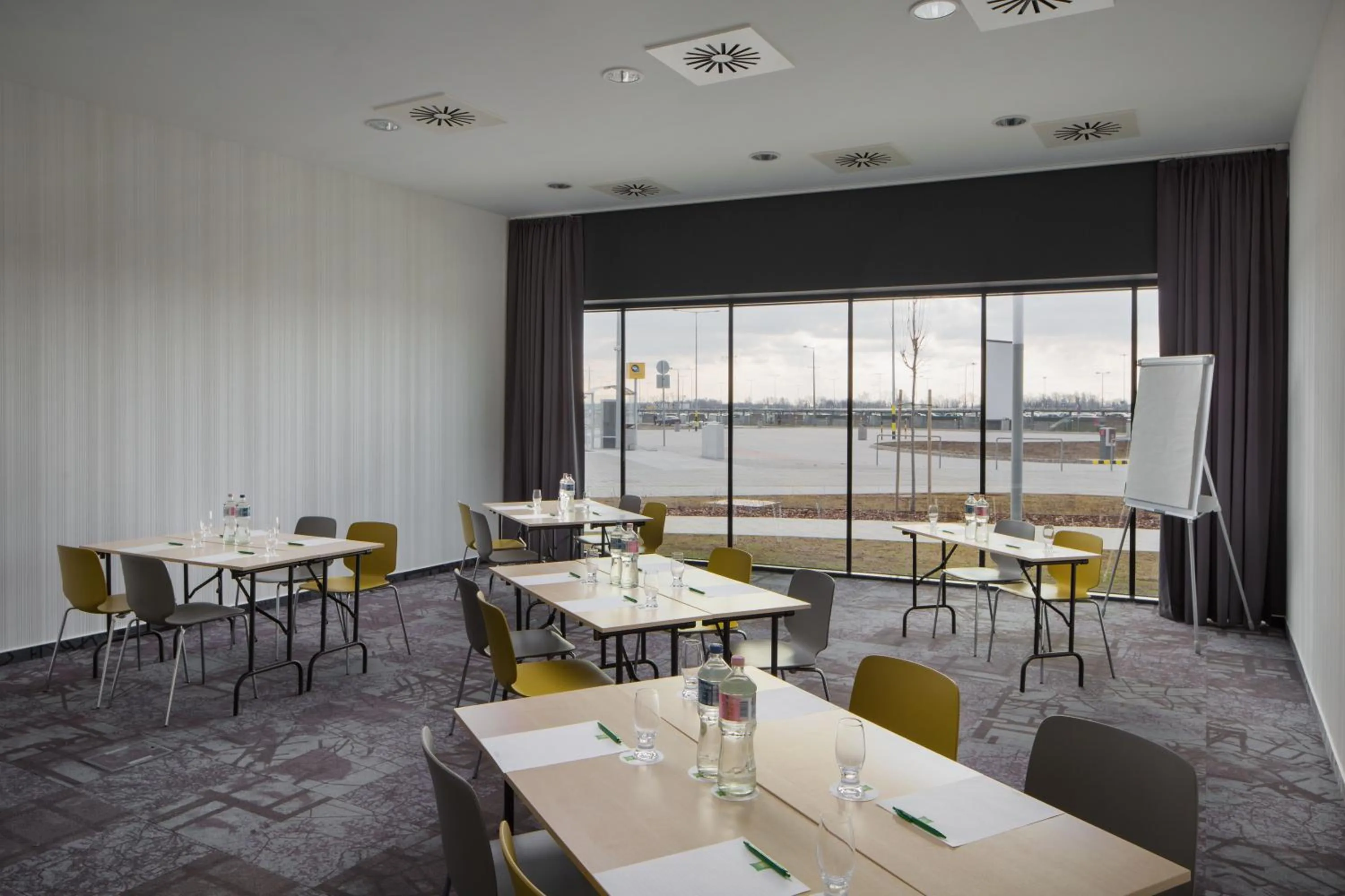 Banquet/Function facilities in ibis Styles Budapest Airport