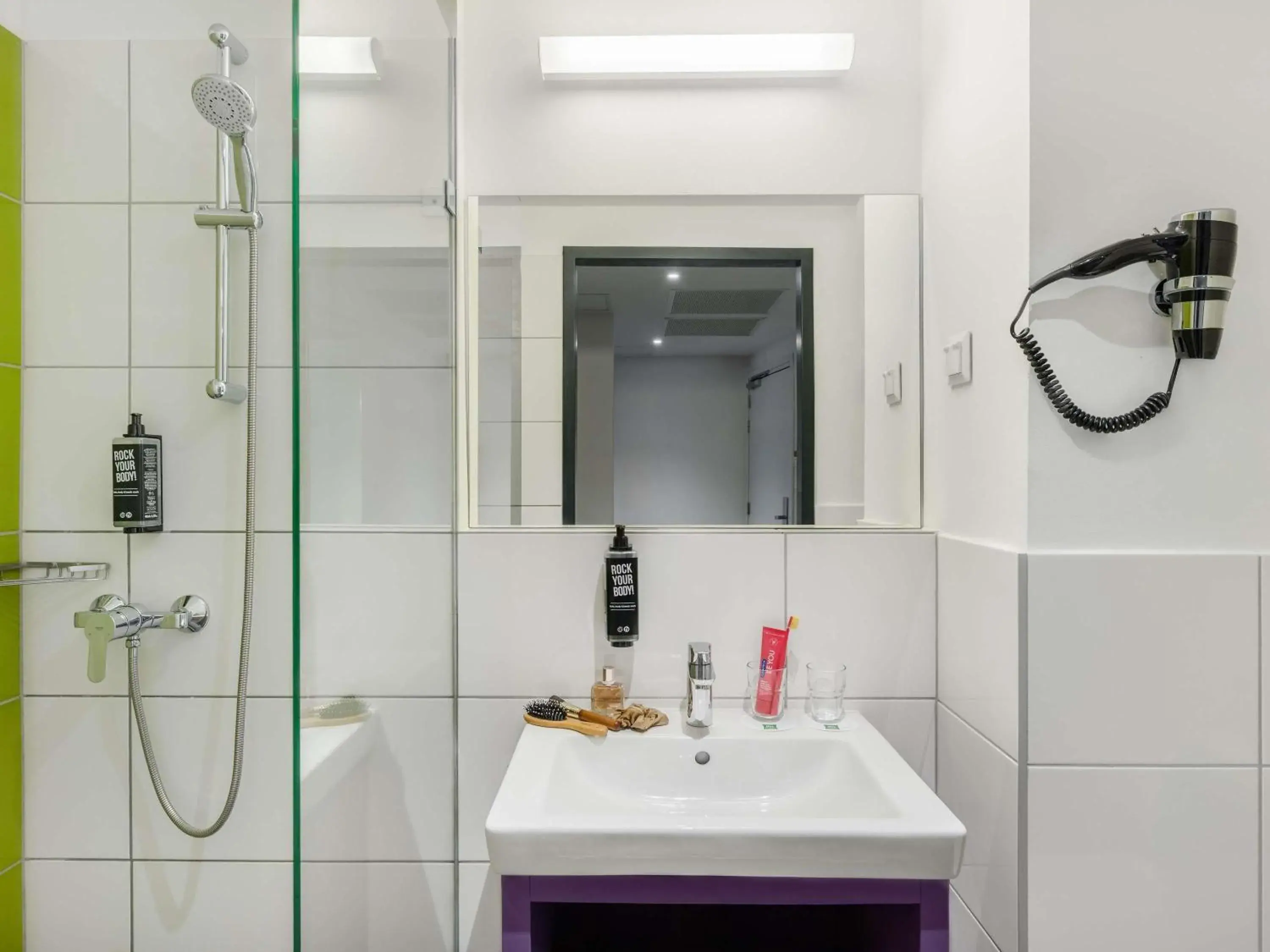 Bedroom in ibis Styles Budapest Airport Bedroom in ibis Styles Budapest Airport