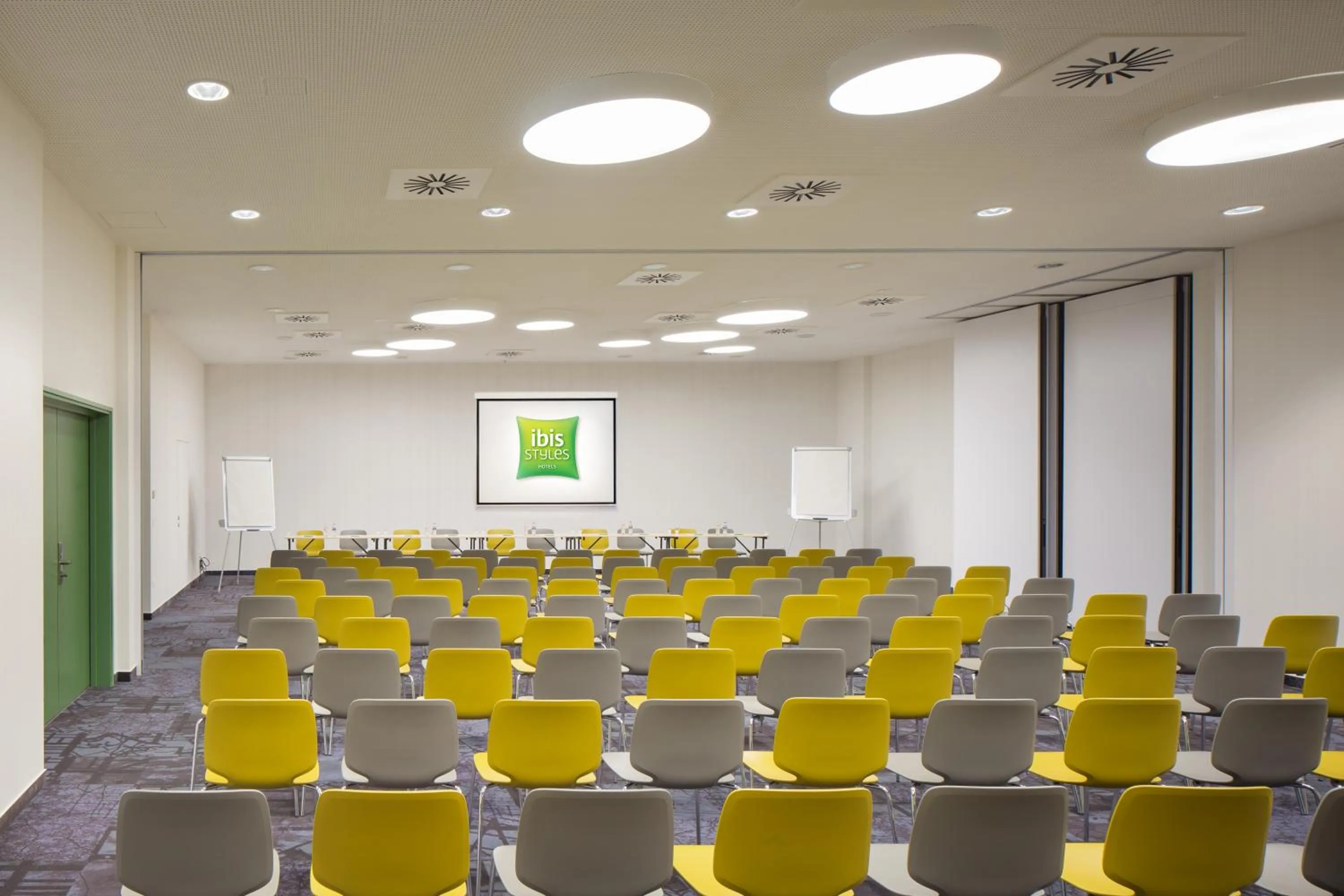 Banquet/Function facilities in ibis Styles Budapest Airport