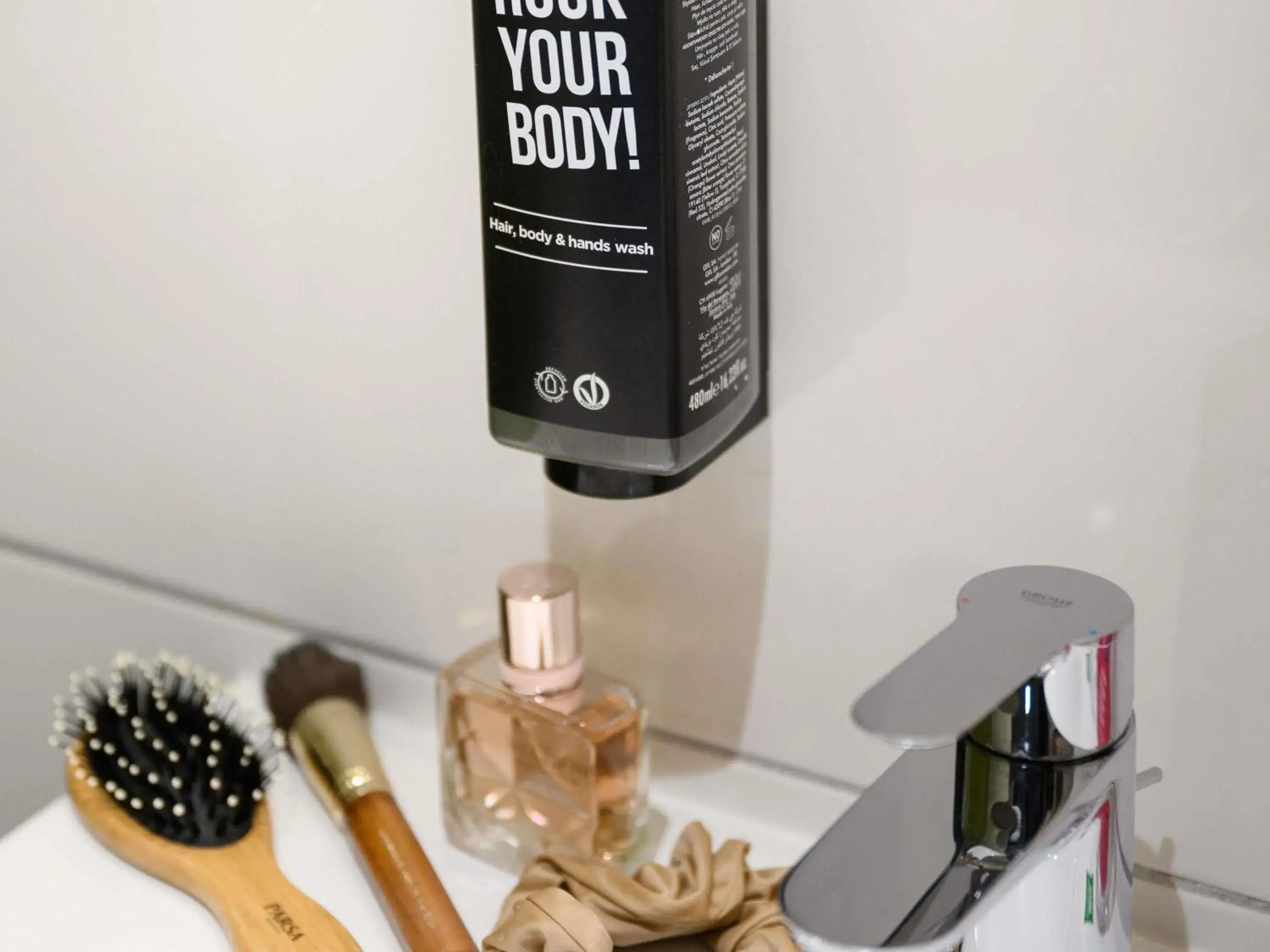 Bedroom in ibis Styles Budapest Airport Bedroom in ibis Styles Budapest Airport