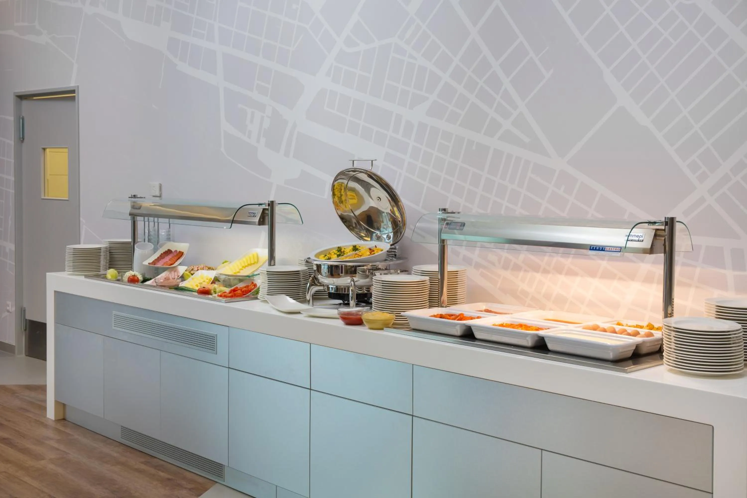 Buffet breakfast in ibis Styles Budapest Airport