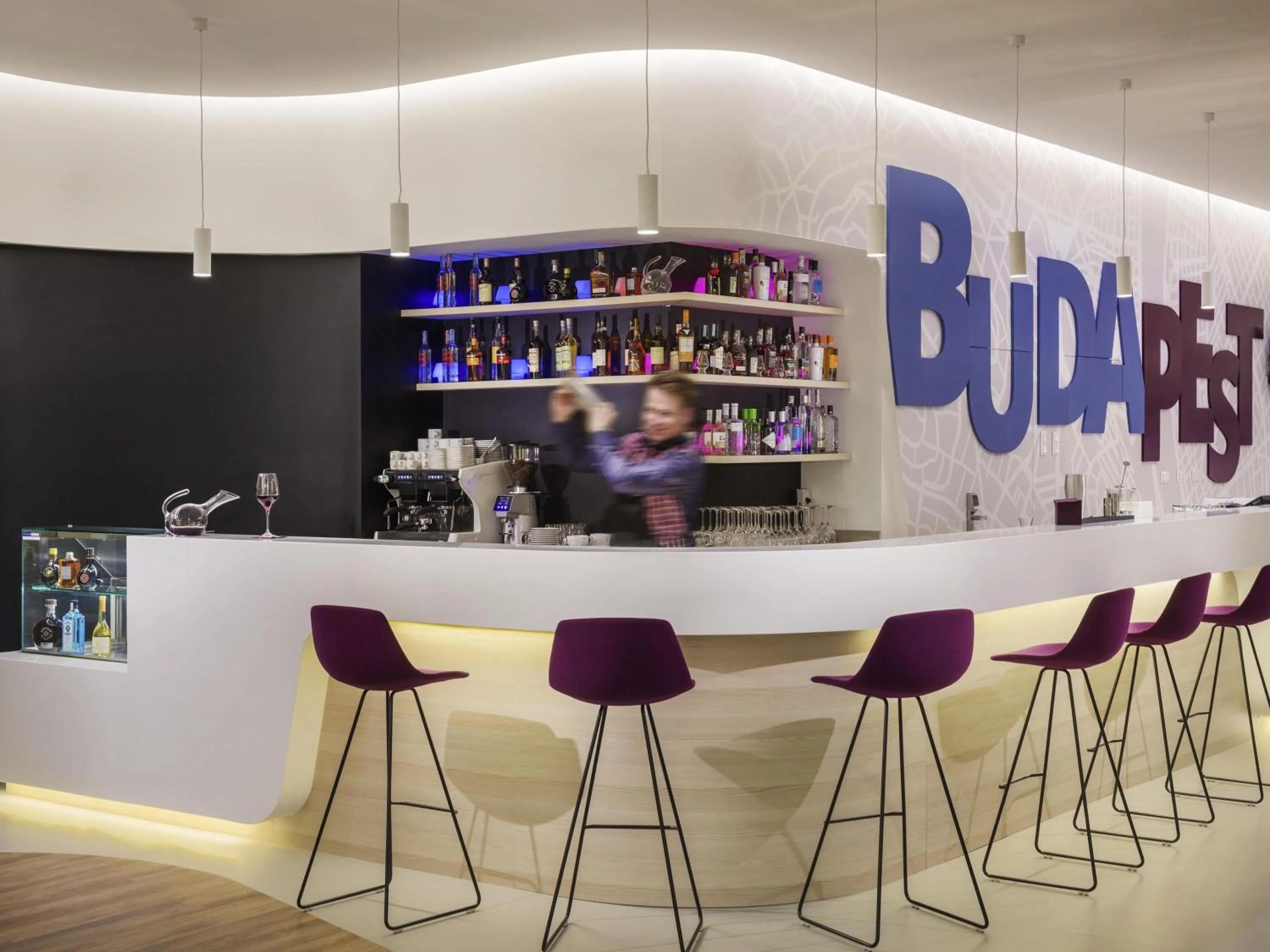 Restaurant/places to eat in ibis Styles Budapest Airport