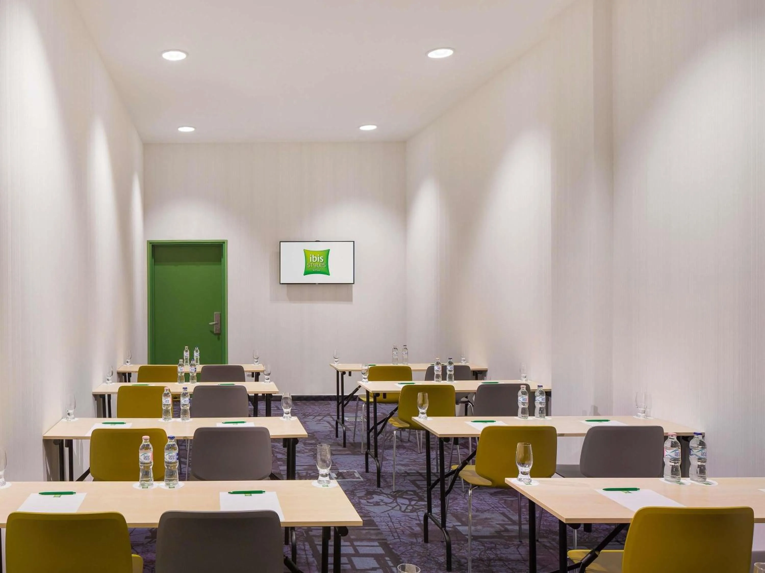 Meeting/conference room in ibis Styles Budapest Airport