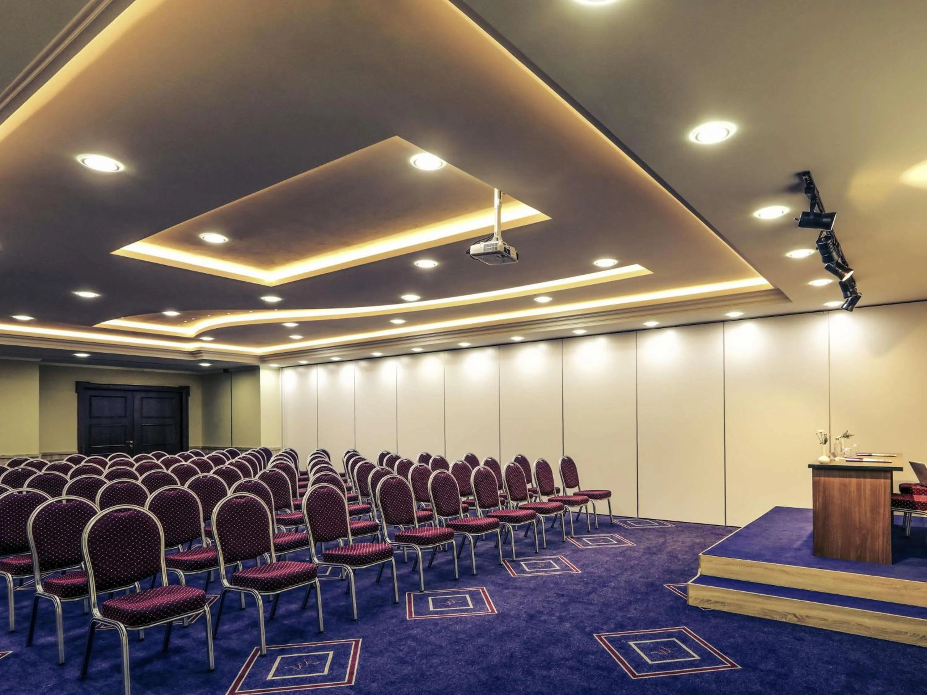 Meeting/conference room in Mercure Tetovo