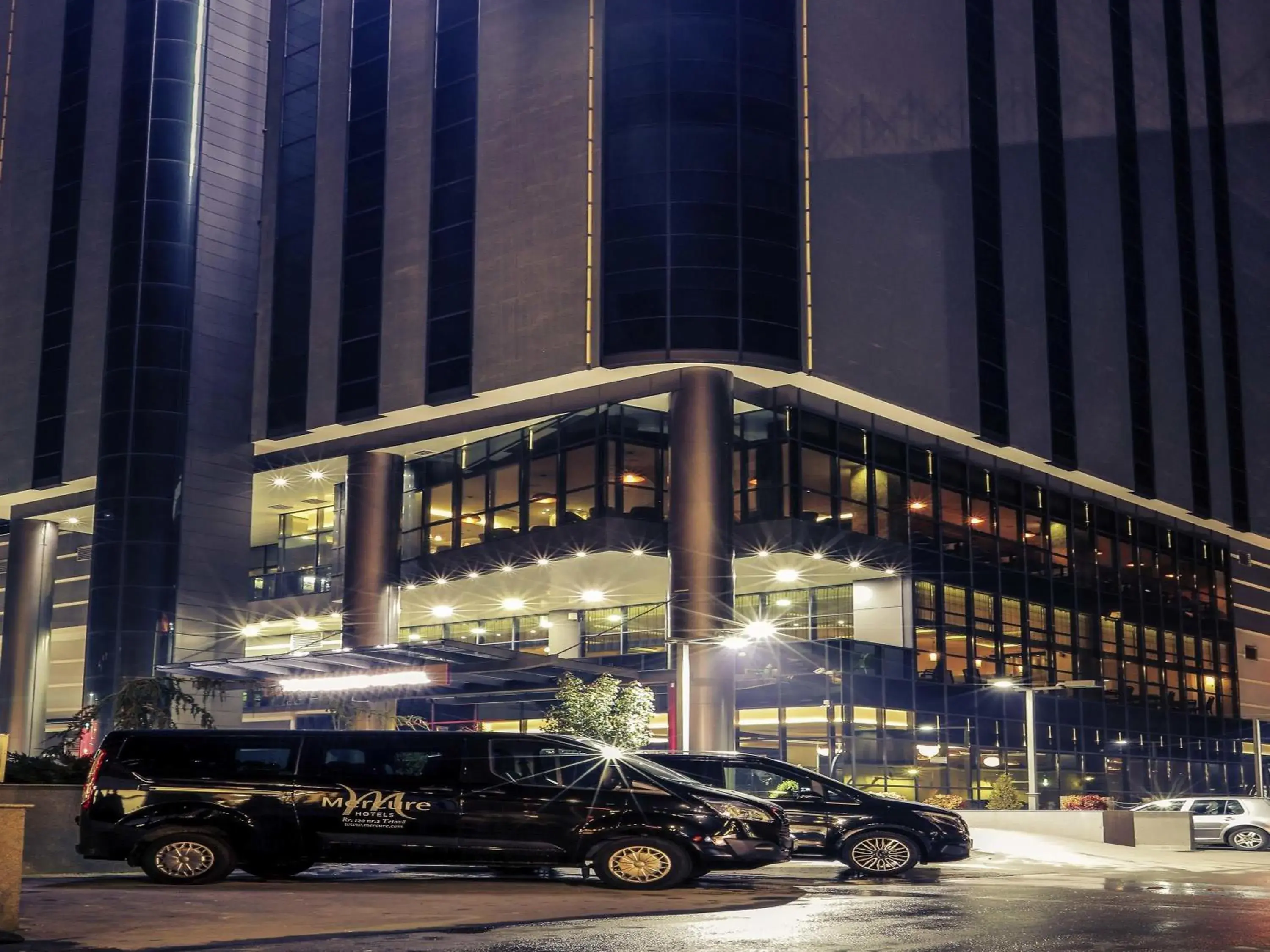 Property building in Mercure Tetovo Property building in Mercure Tetovo