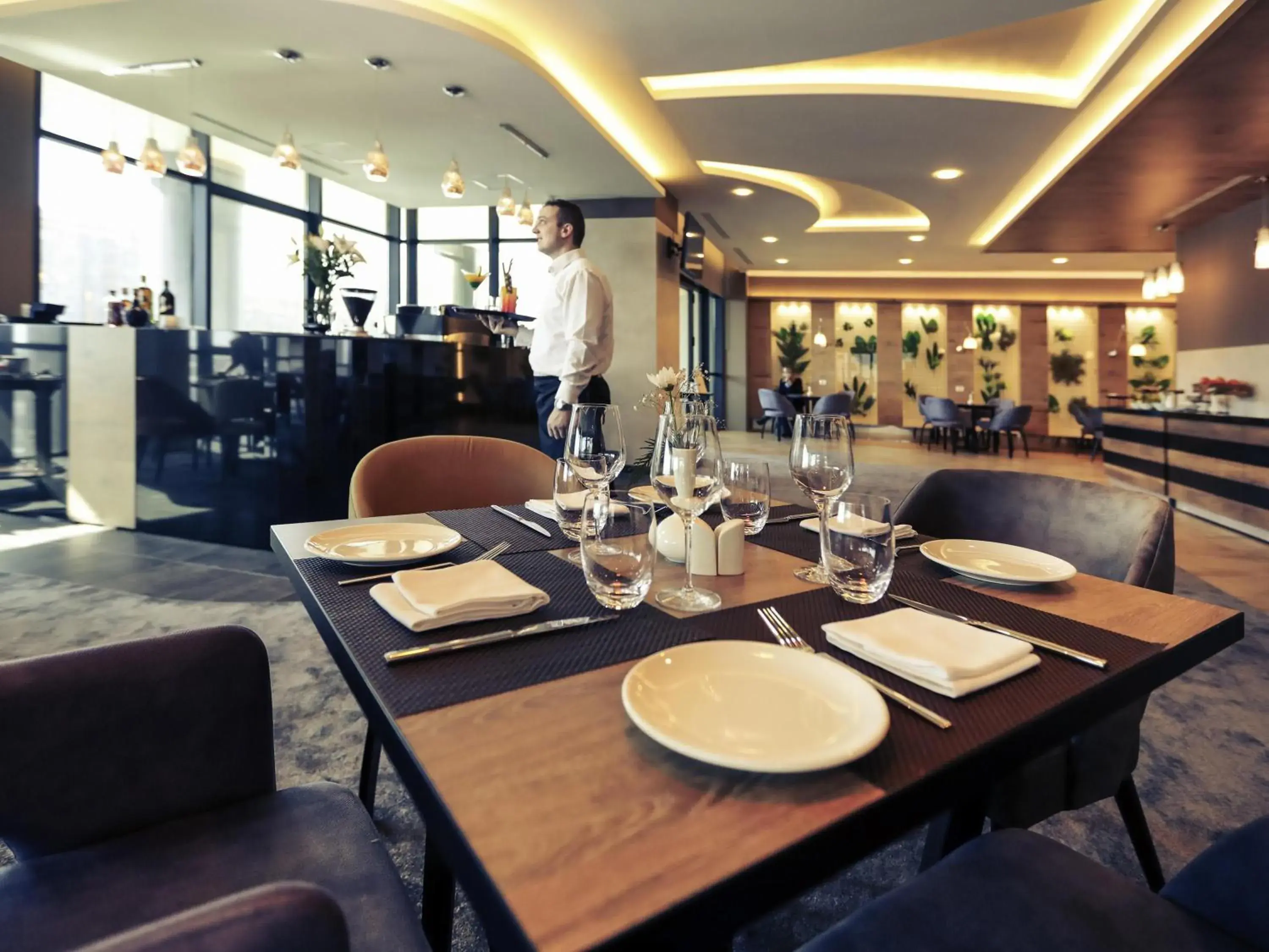 Restaurant/places to eat in Mercure Tetovo Restaurant/places to eat in Mercure Tetovo