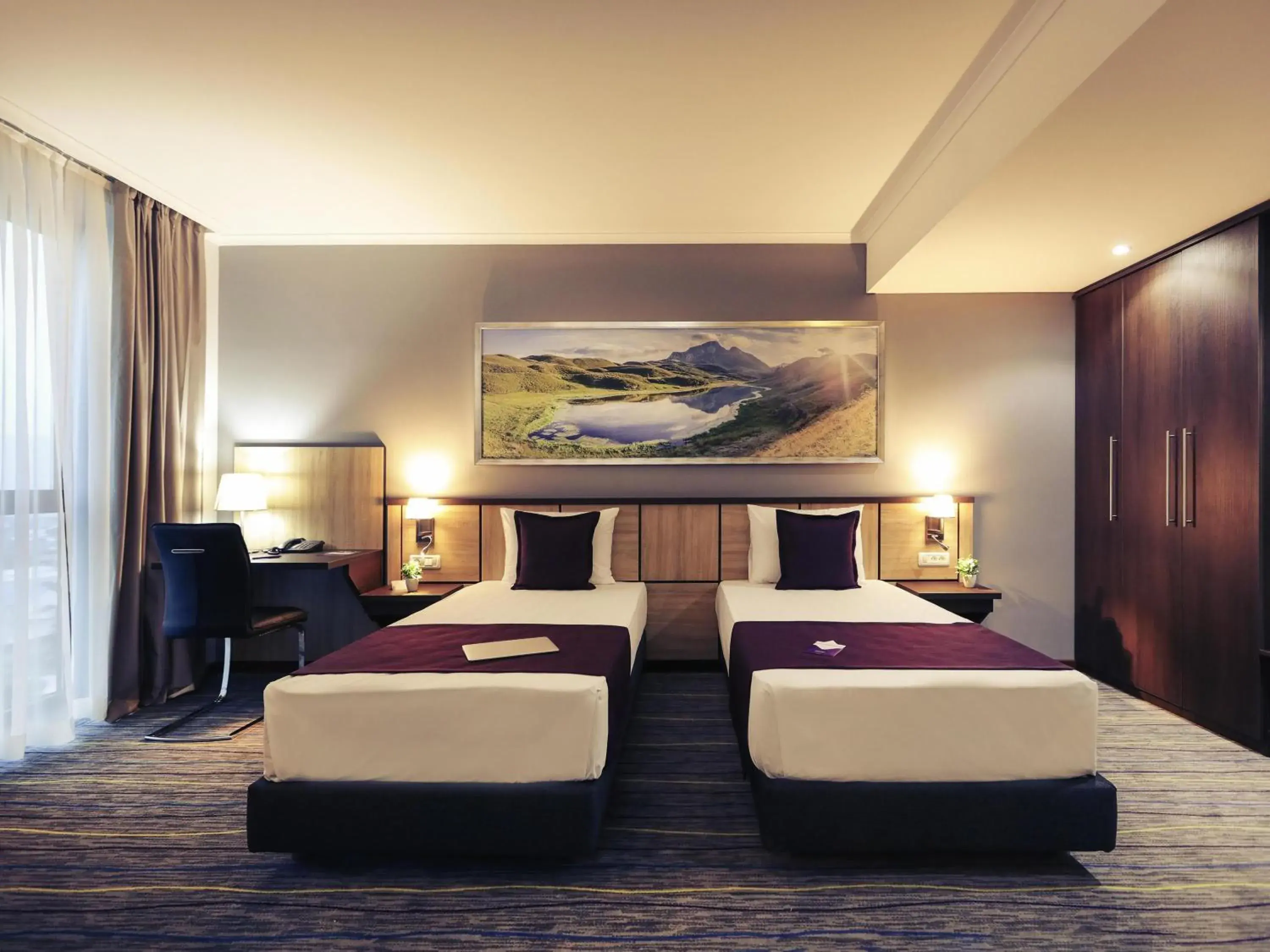 Standard Twin Room in Mercure Tetovo Standard Twin Room in Mercure Tetovo