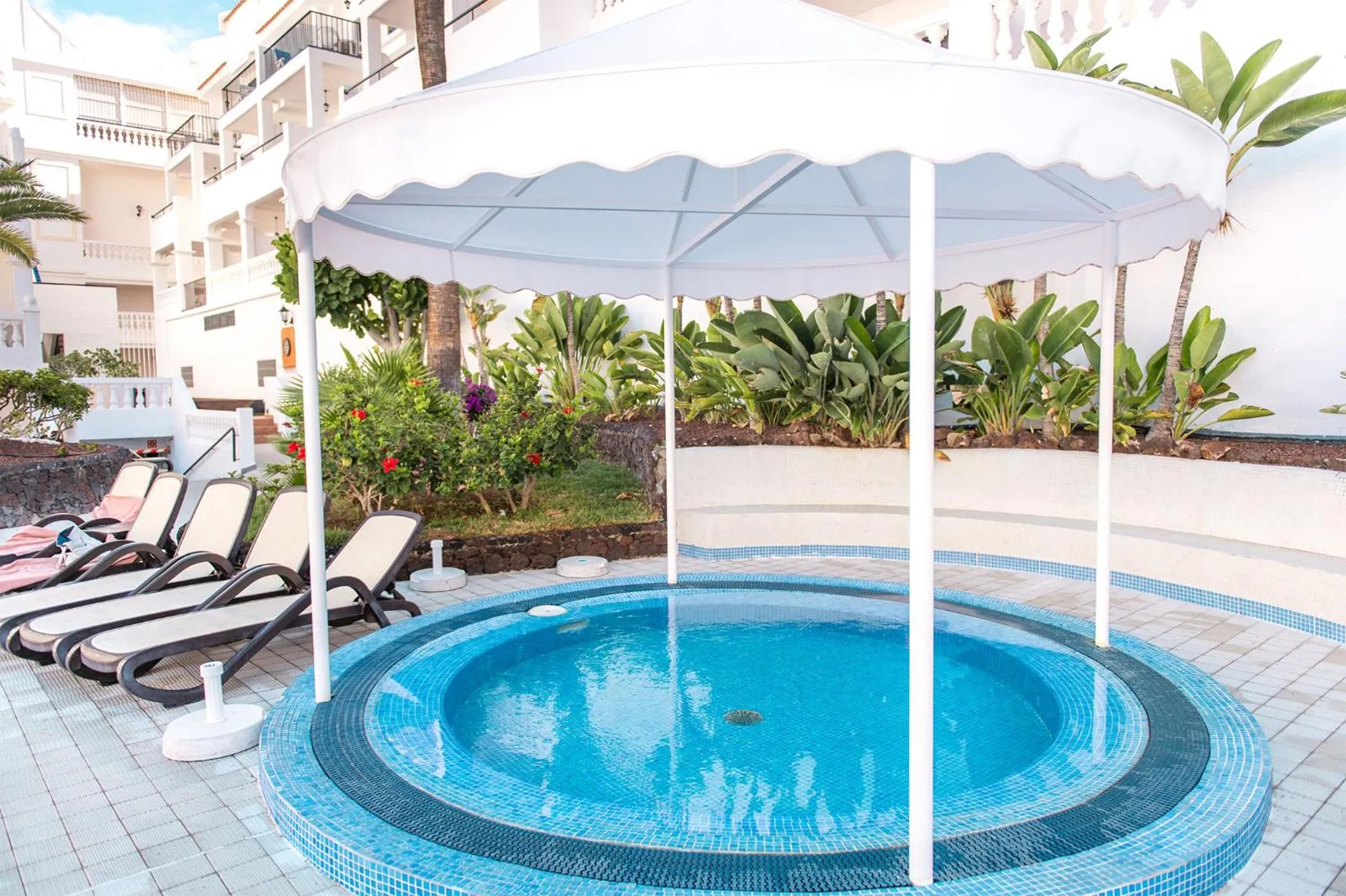 Property building in Ona Beverly Hills Heights