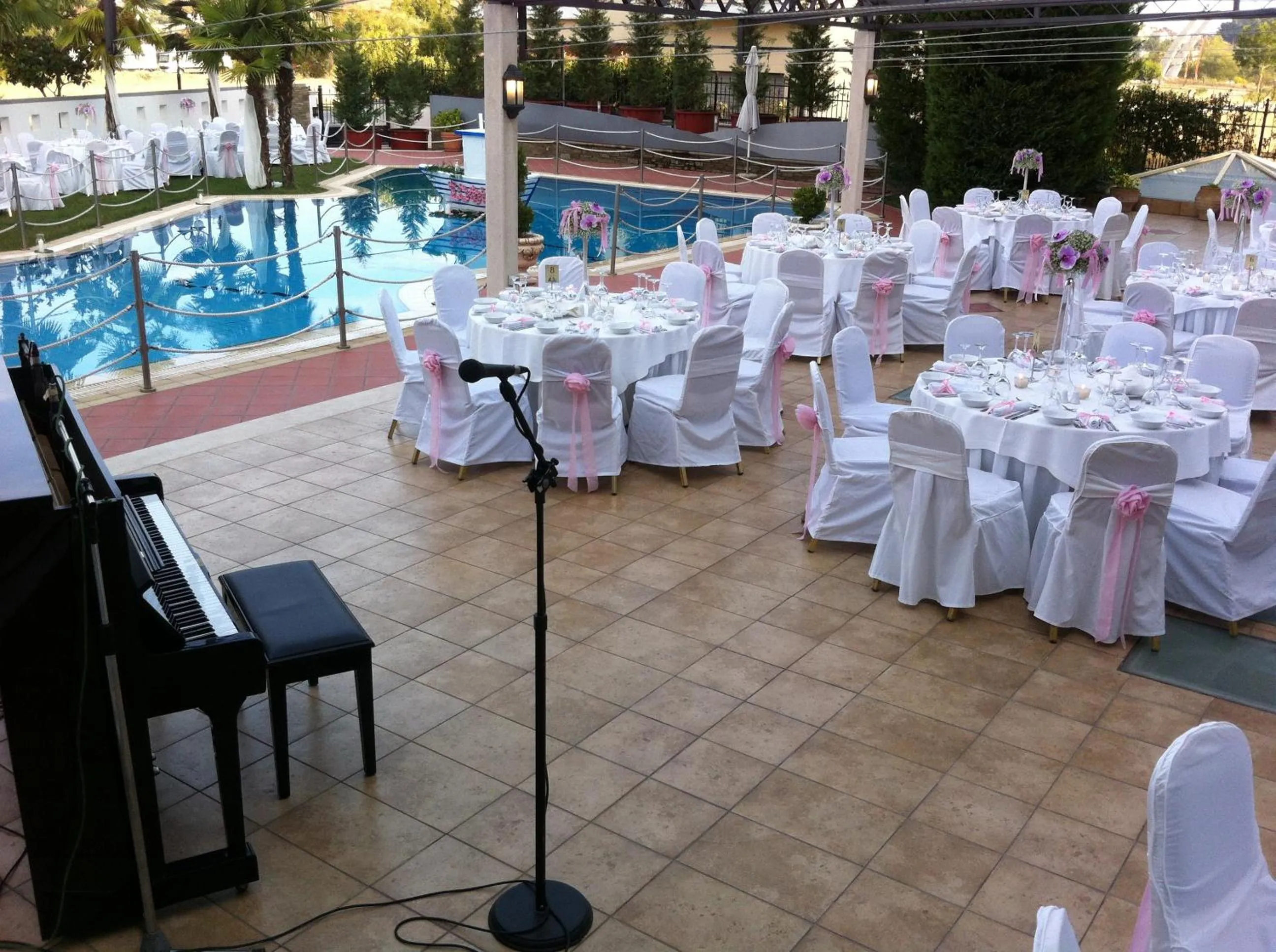 Banquet/Function facilities in Aeton Melathron Hotel