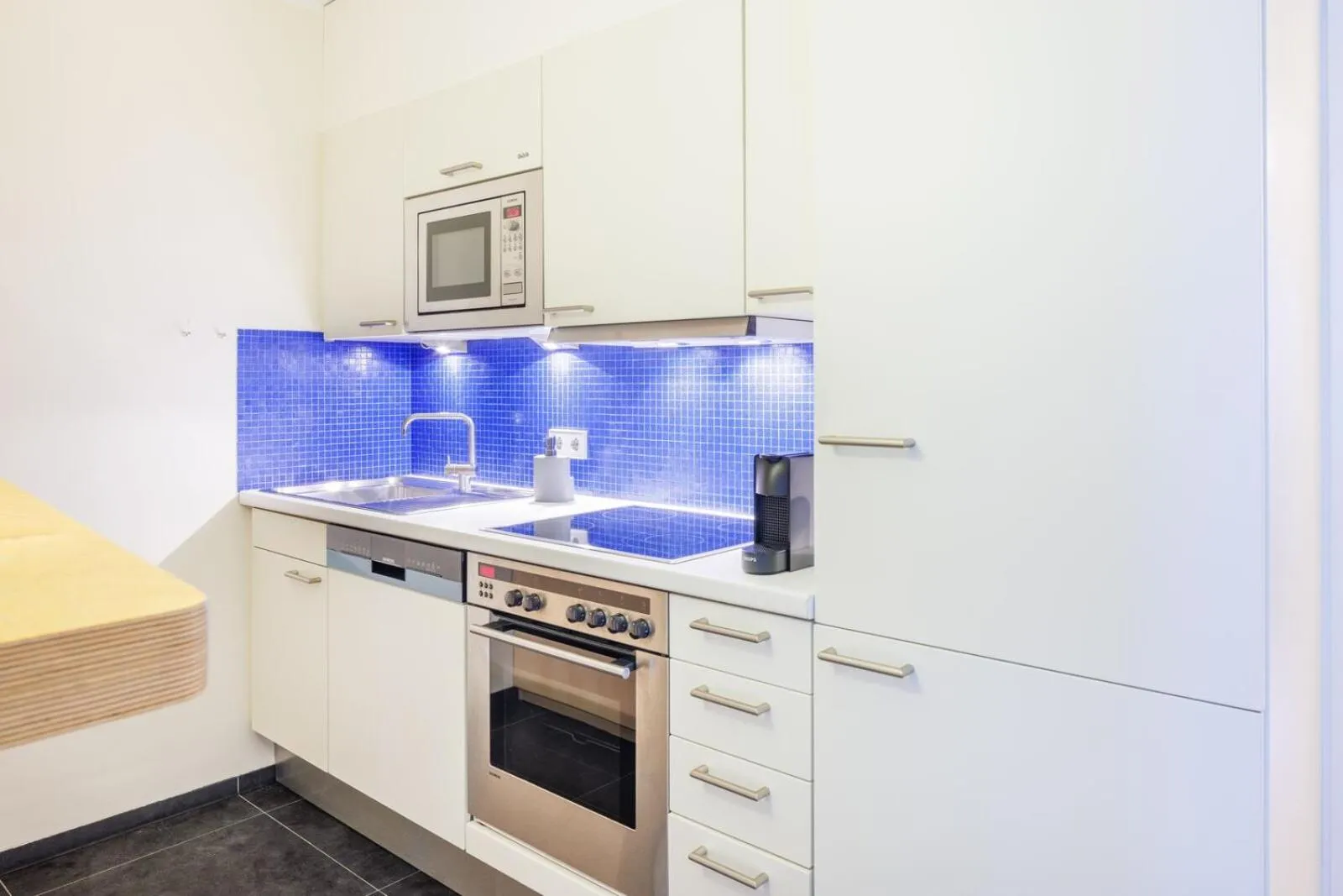 Kitchen or kitchenette in Hapimag Berlin Gendarmenmarkt