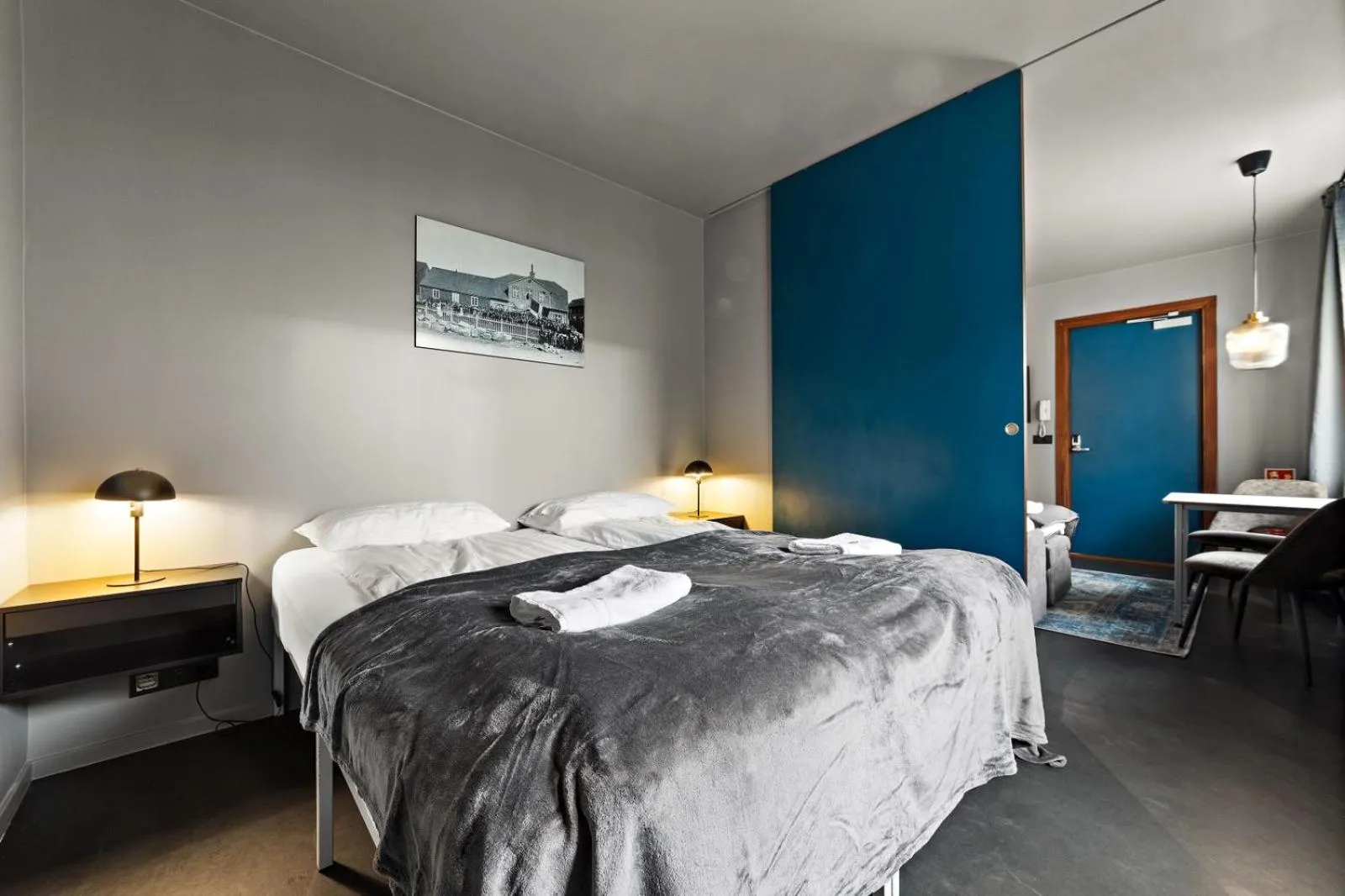 Bedroom, Bed in Astro Apartments