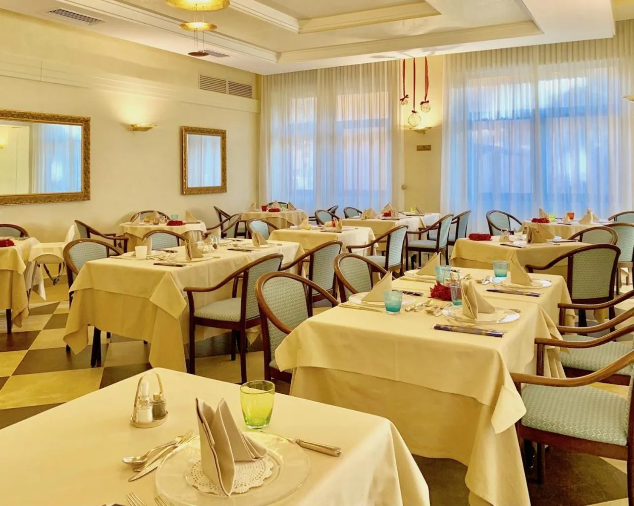 Lounge or bar in Hotel Brescia