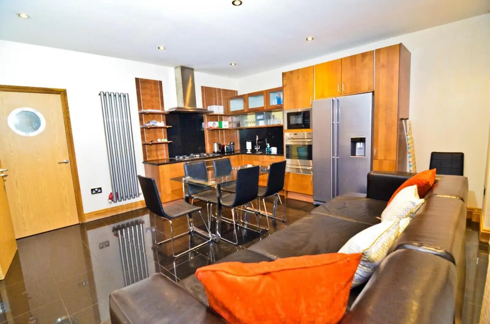 Living room in Thames View House Surrey Quays Living room in Thames View House Surrey Quays