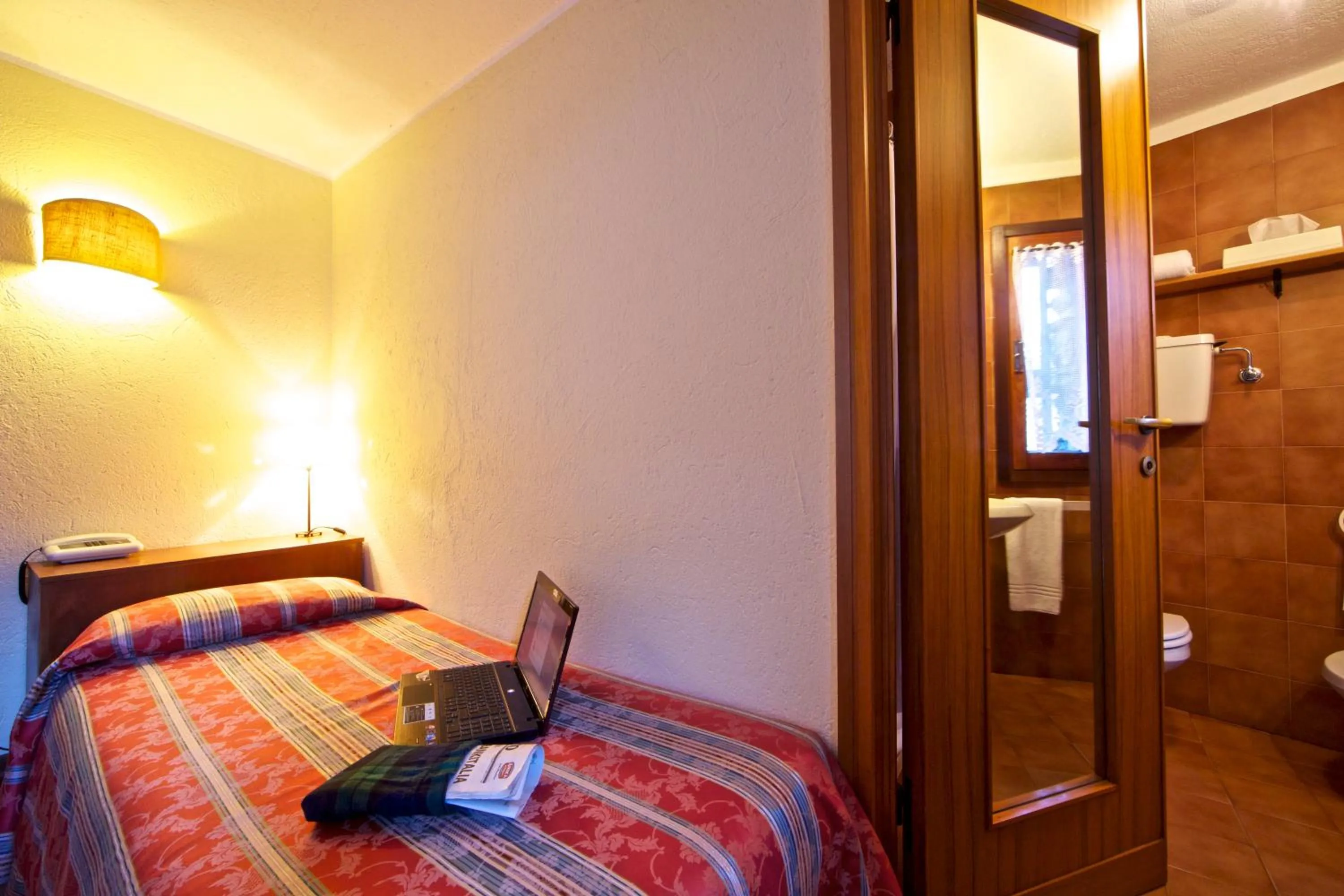 Bed in Hotel Dolonne