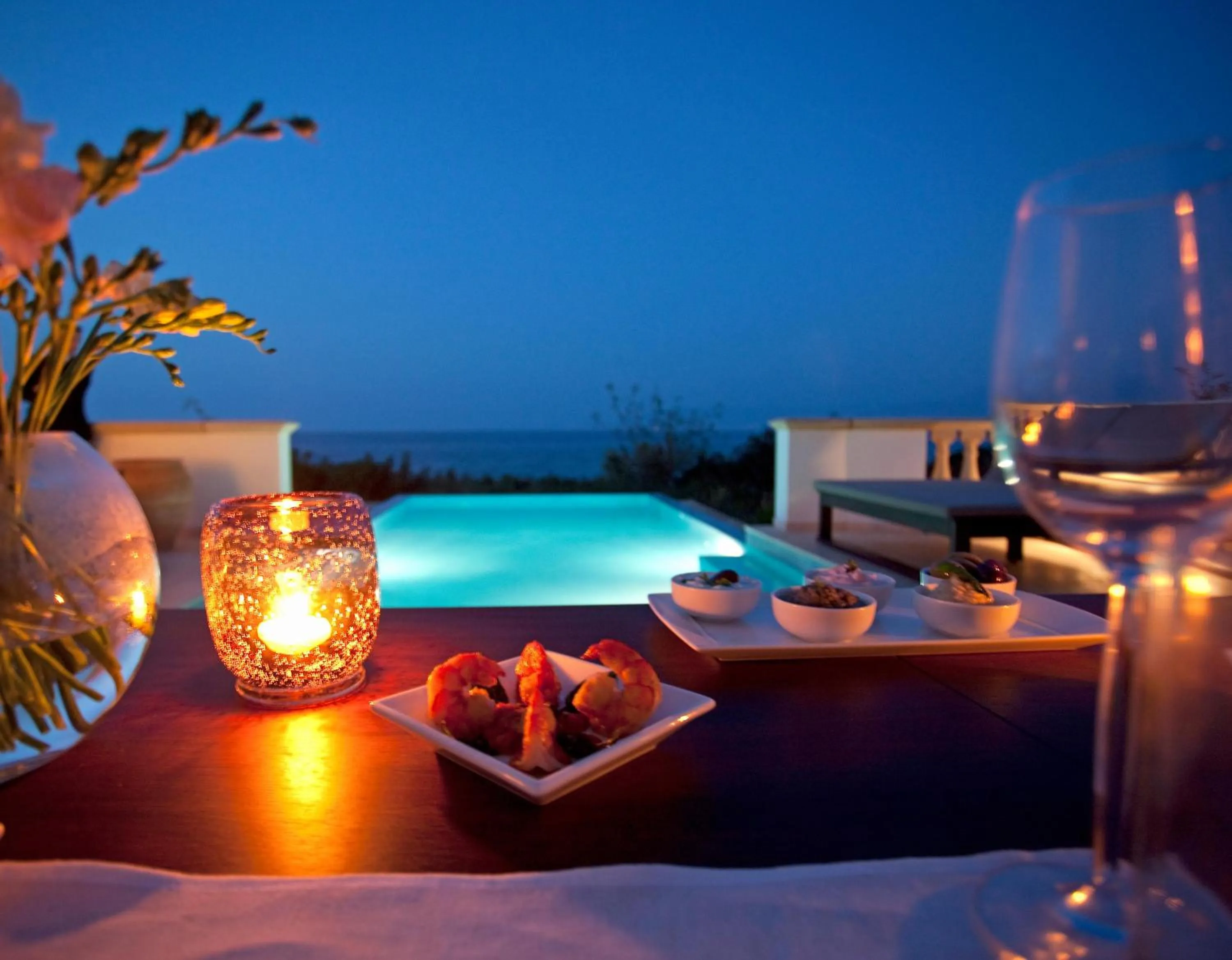 Photo of the whole room in Anassa